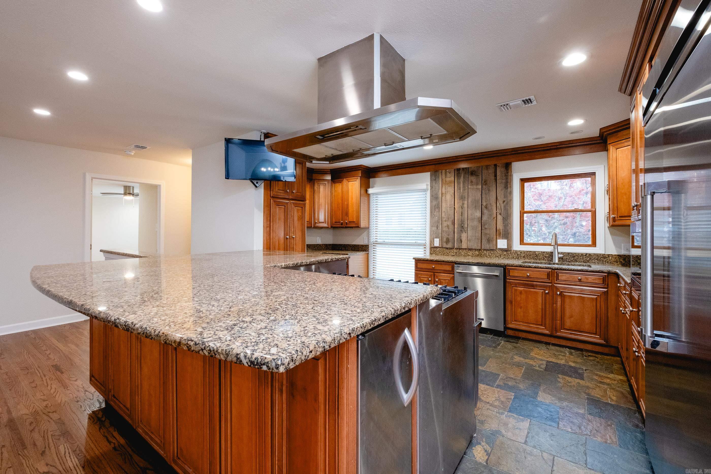 5920 Scenic Drive Little Rock, AR 72207