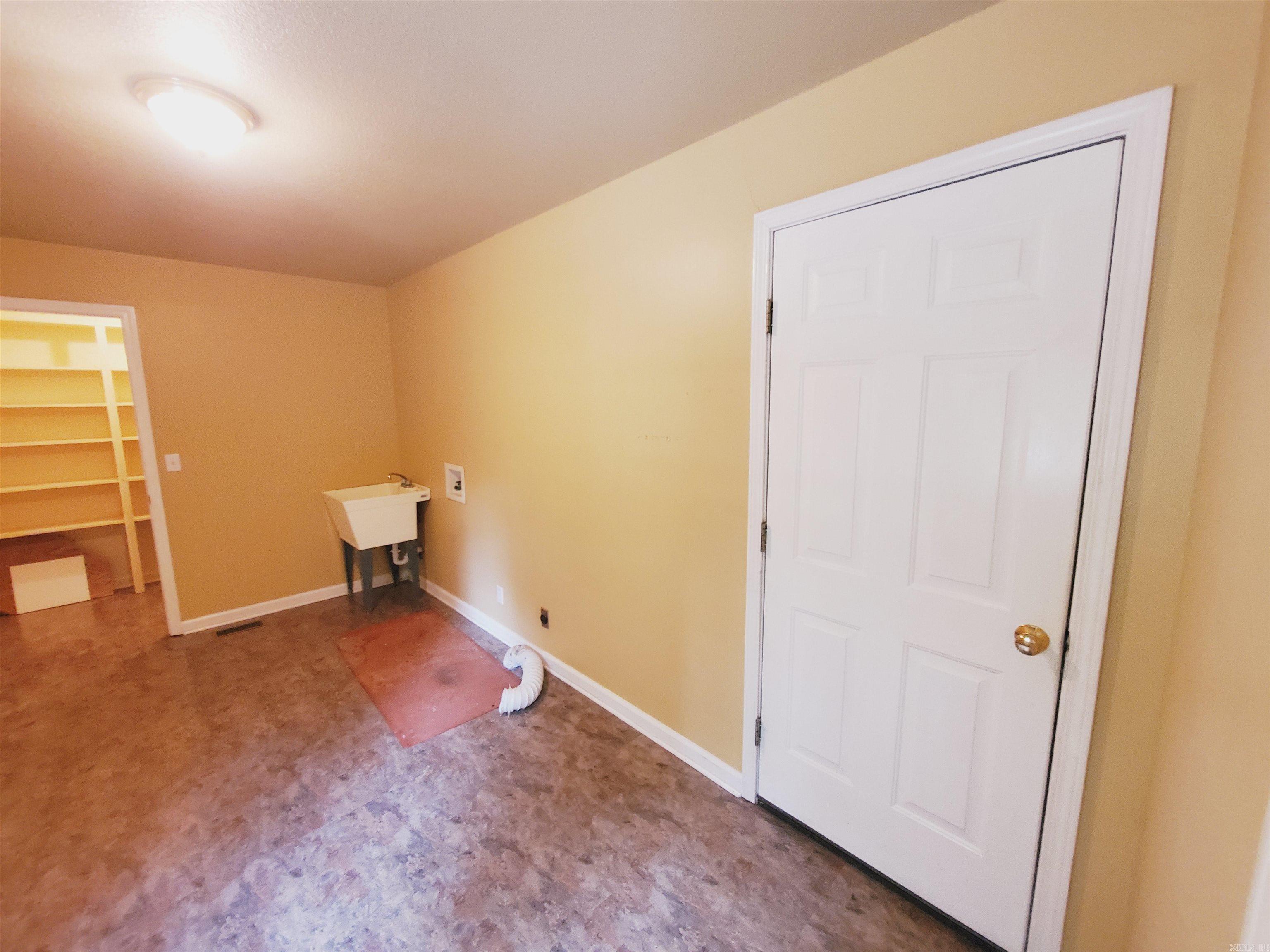 2590 W North Street Piggott, AR 72454