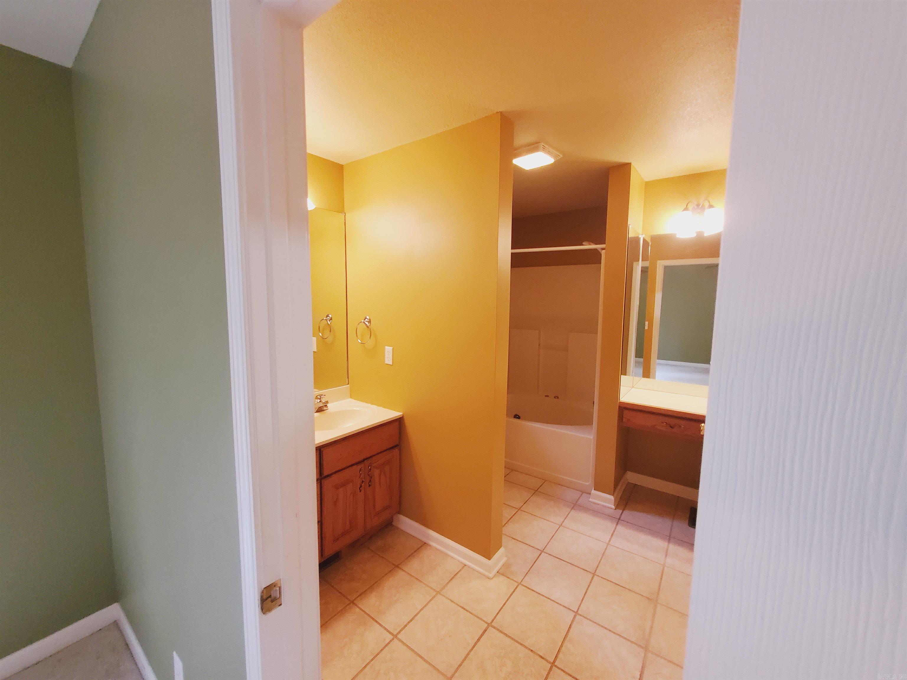 2590 W North Street Piggott, AR 72454