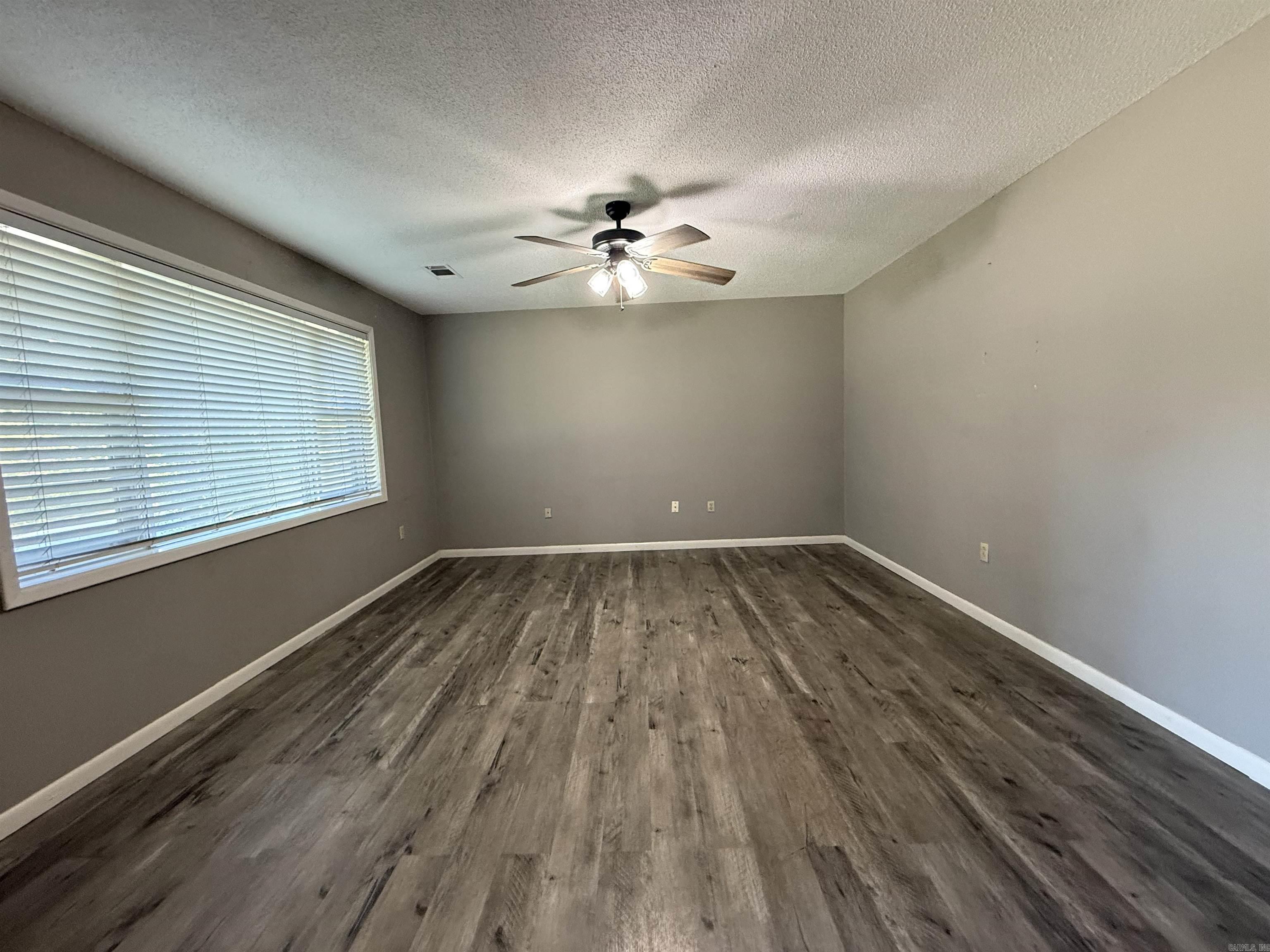 1905 Glendale Paragould, AR 72450