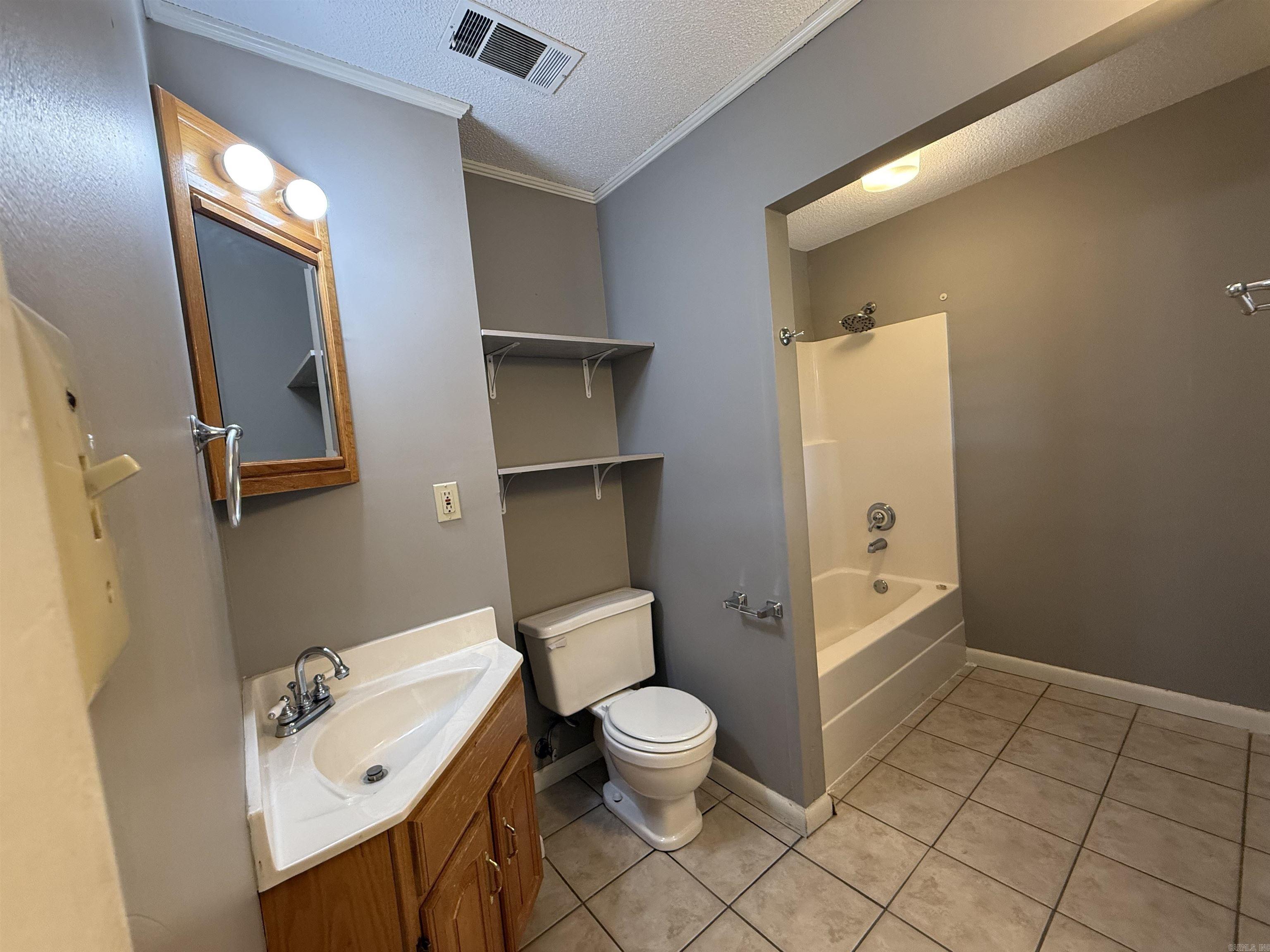 1905 Glendale Paragould, AR 72450