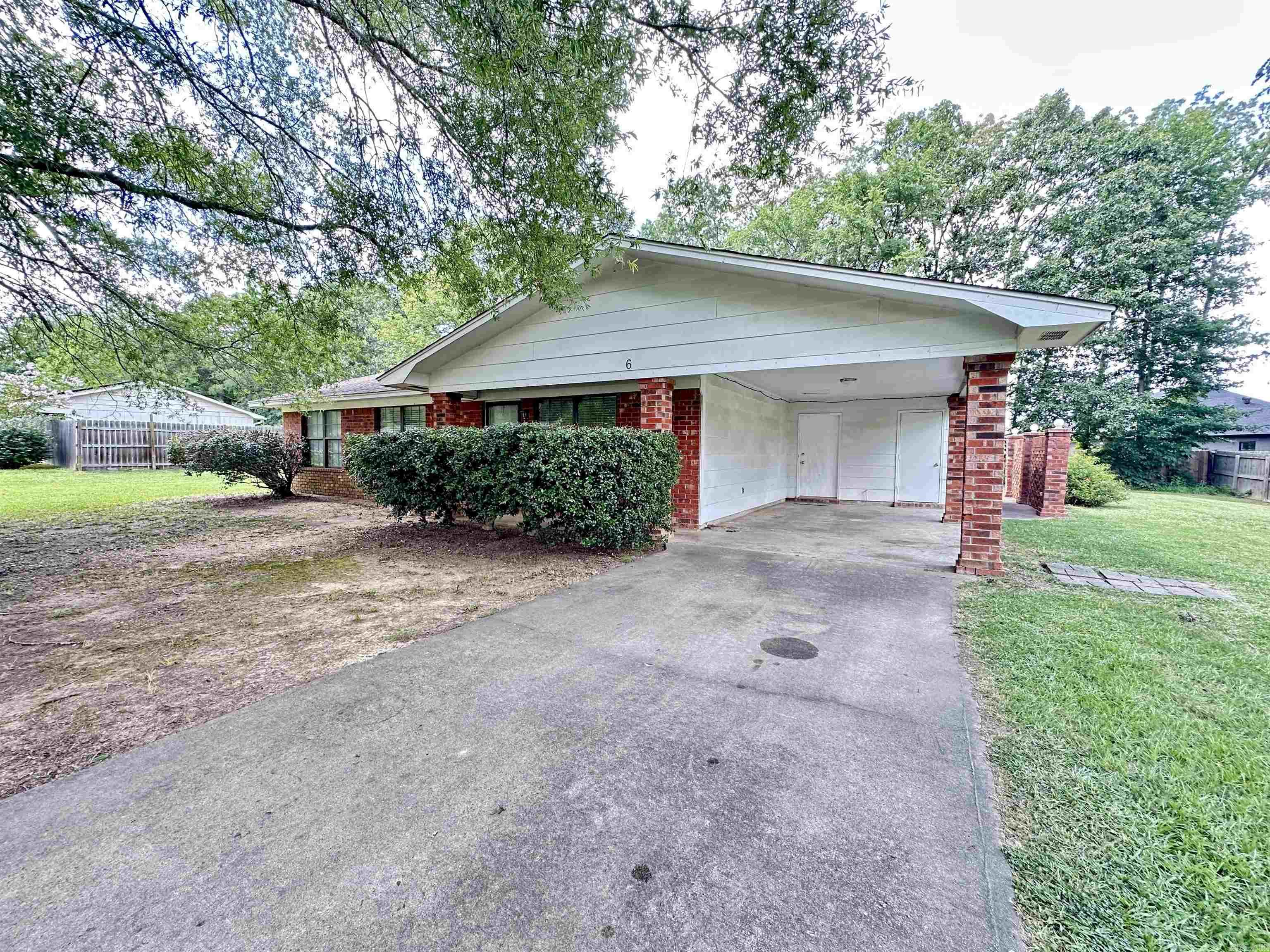 6 Louise Ln  Greenbrier, AR