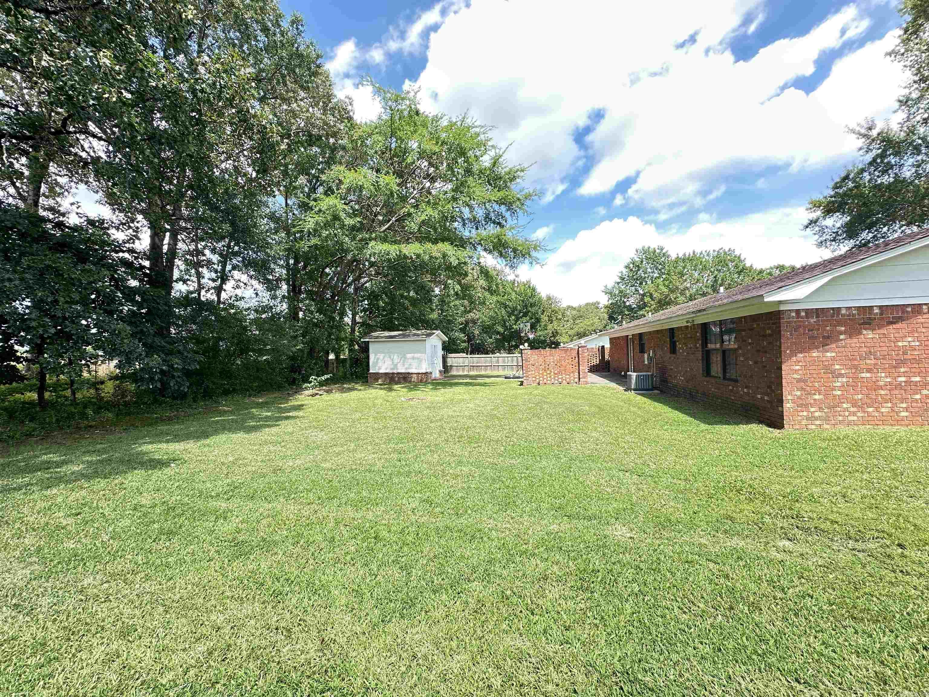 6 Louise Ln  Greenbrier, AR