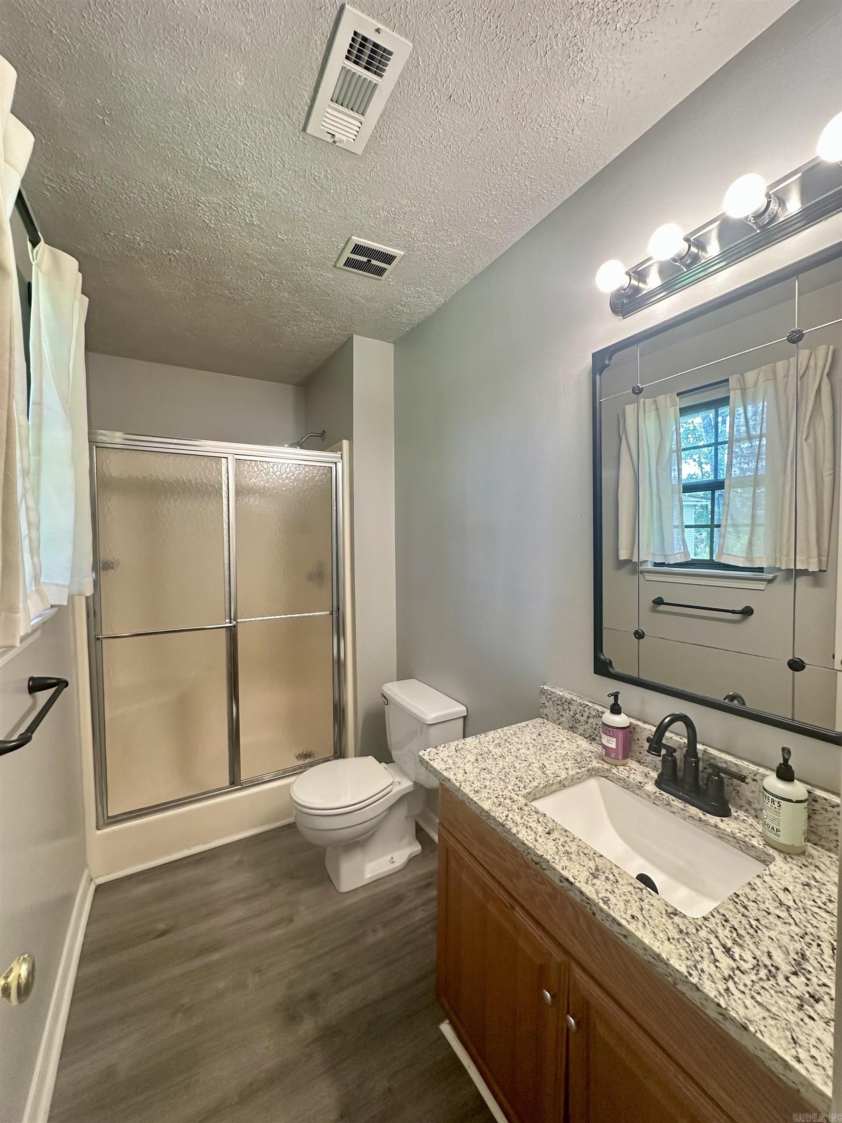 6 Louise Ln  Greenbrier, AR