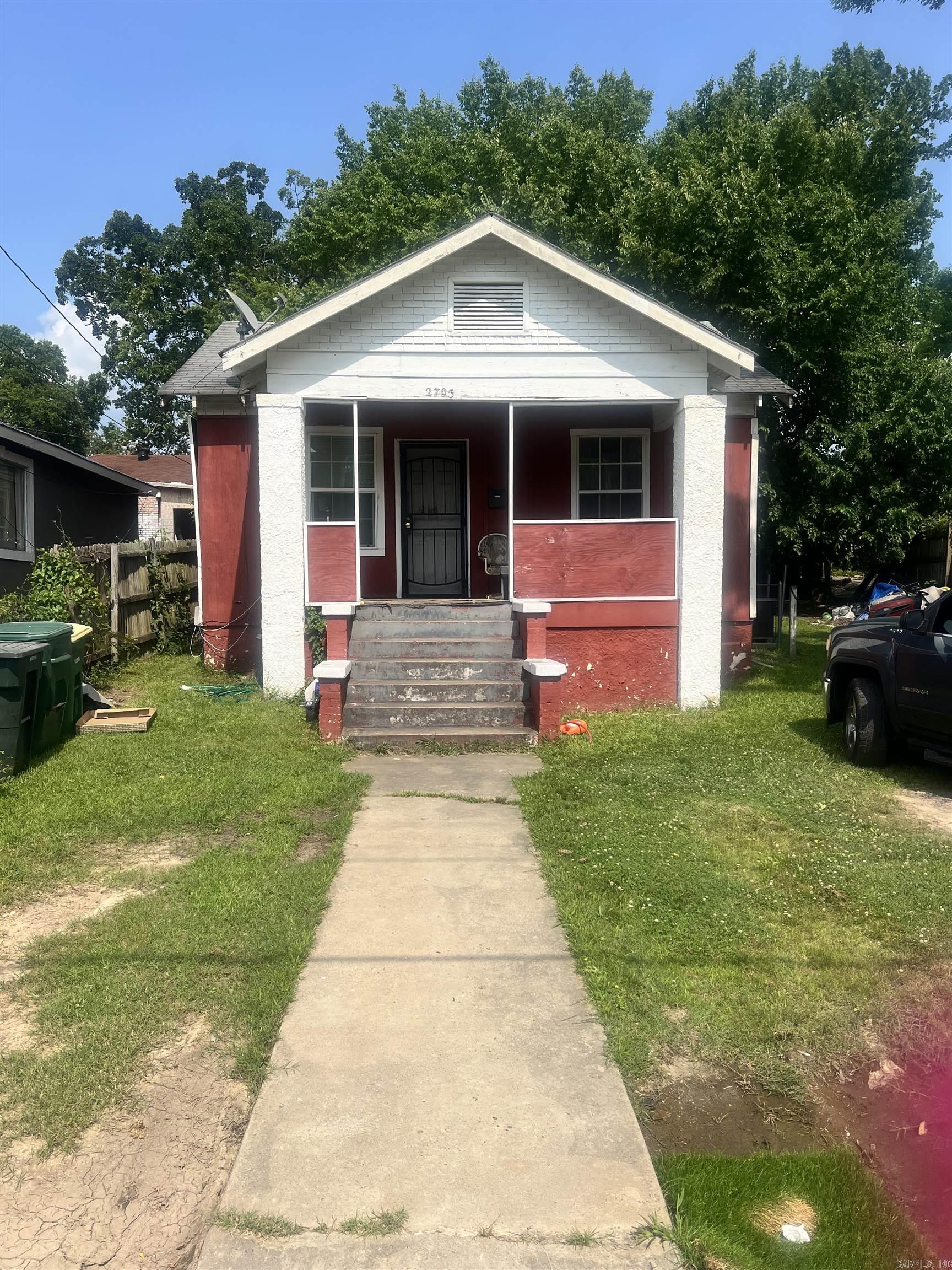 2705 Lewis  Little Rock, AR