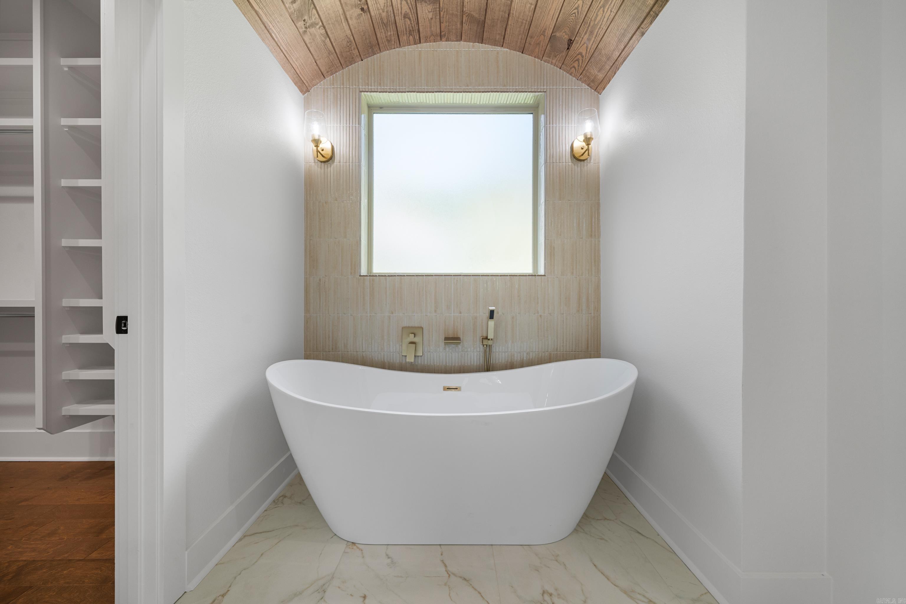 191 Waterview  Hot Springs, AR