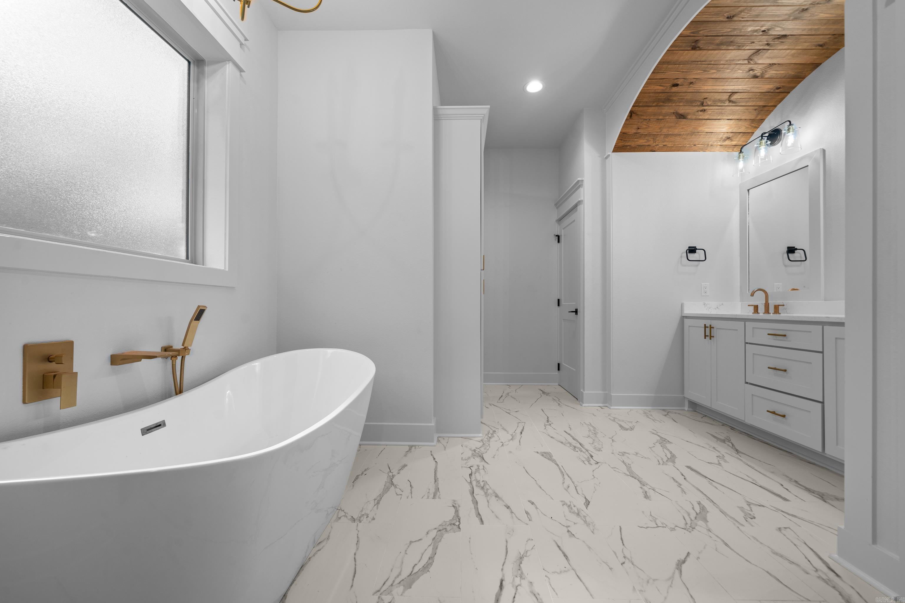 193 Waterview  Hot Springs, AR