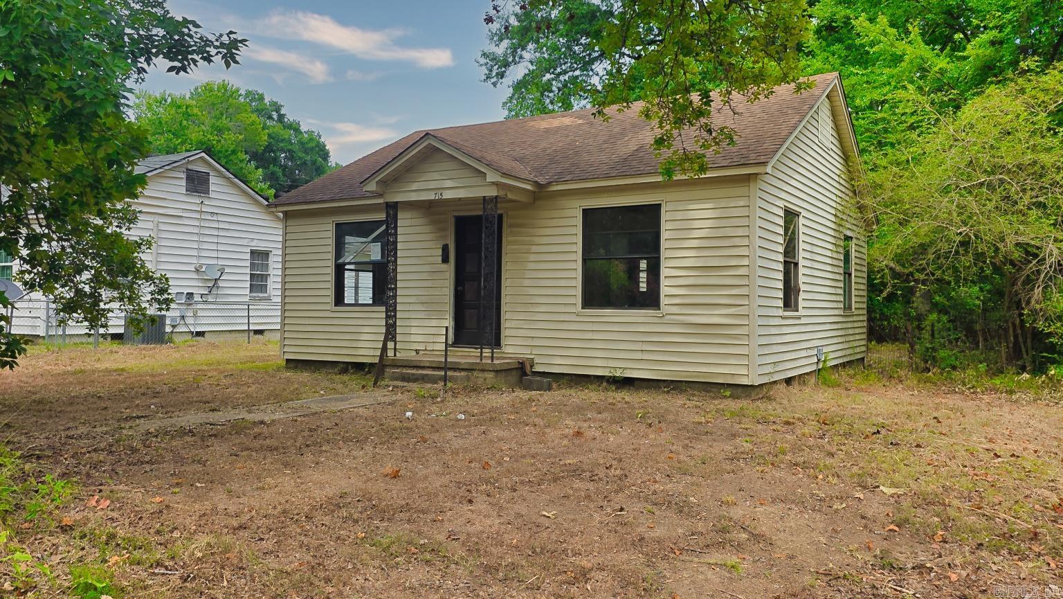 715 Division Street  Malvern, AR