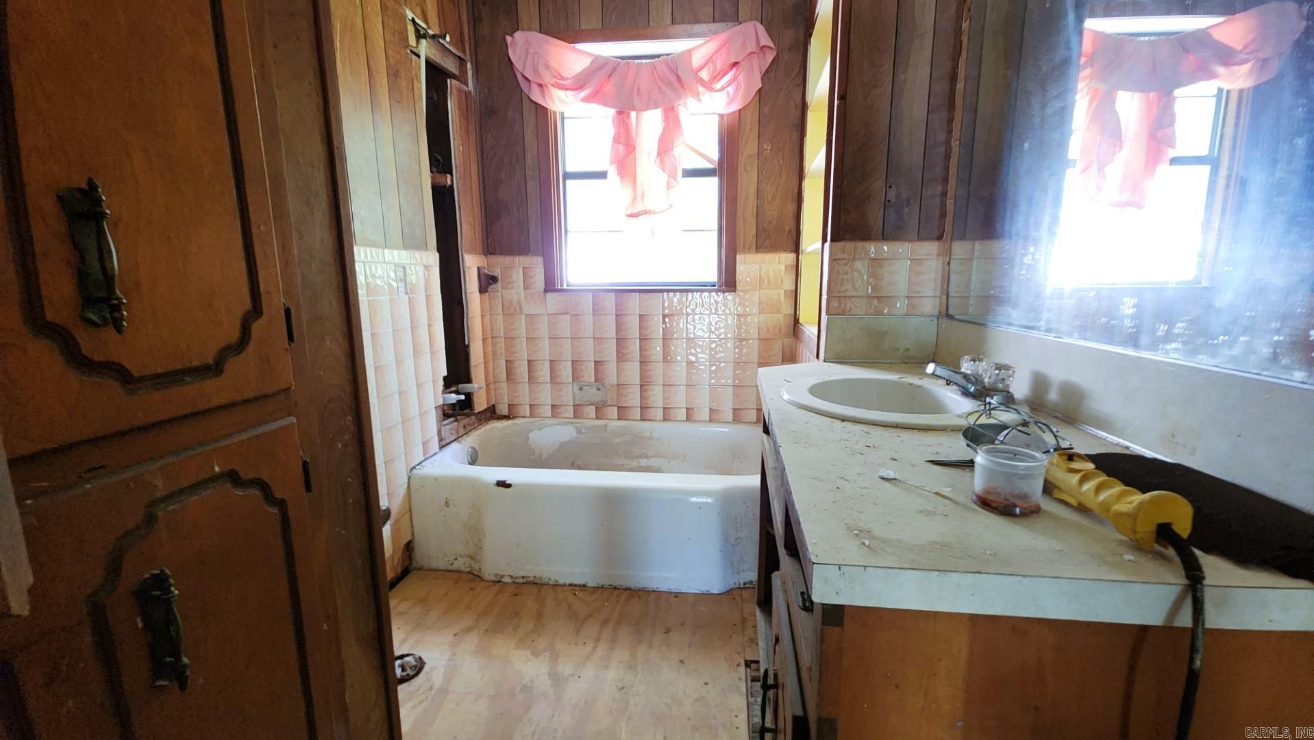 715 Division Street  Malvern, AR