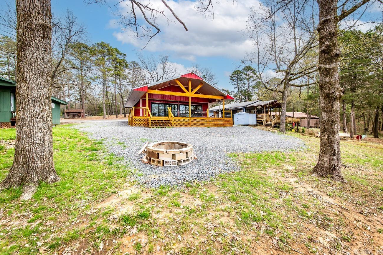 533  Stark Road  Greers Ferry, AR