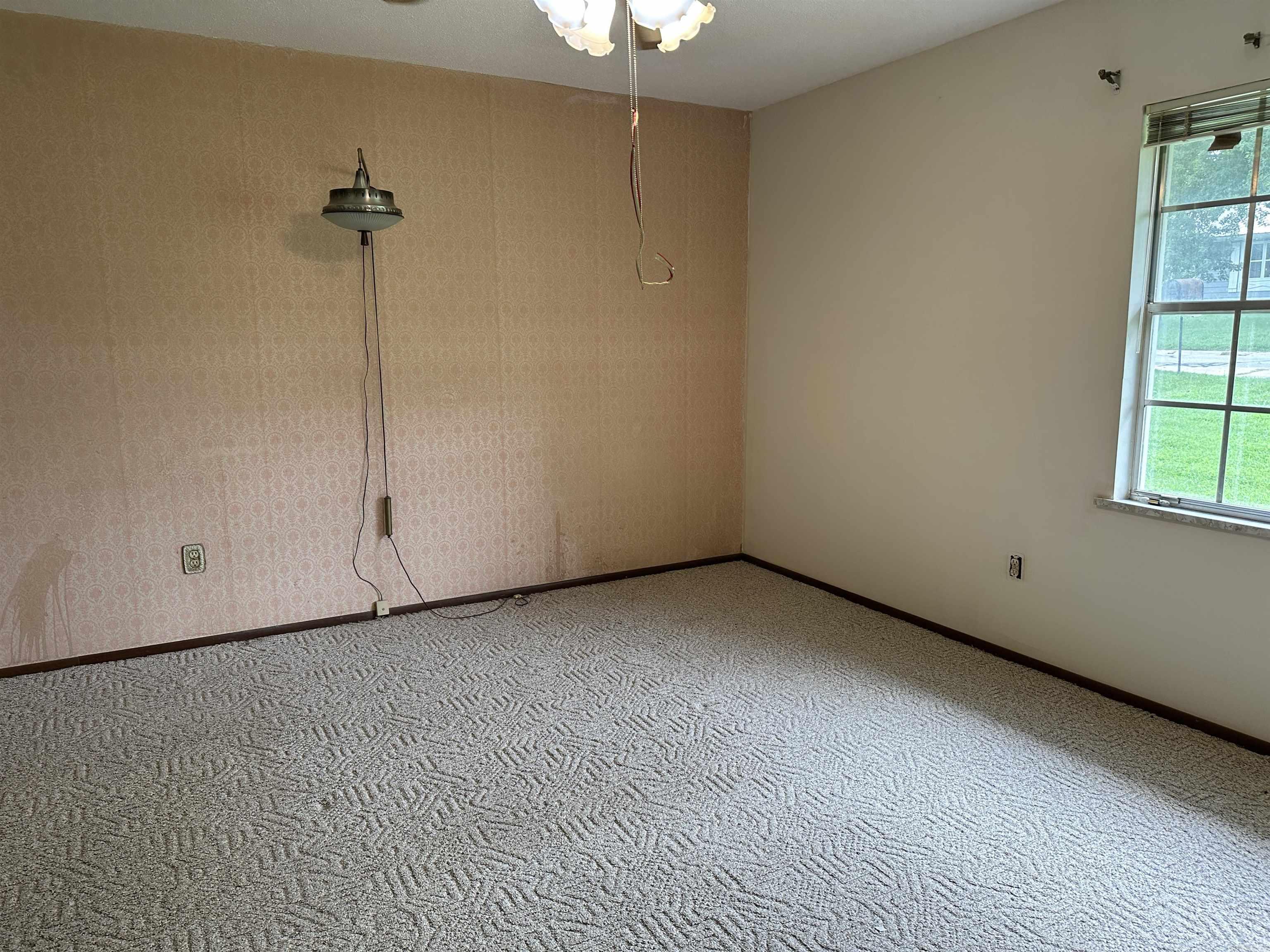 1121 Meadowbrook Drive  Mountain Home, AR