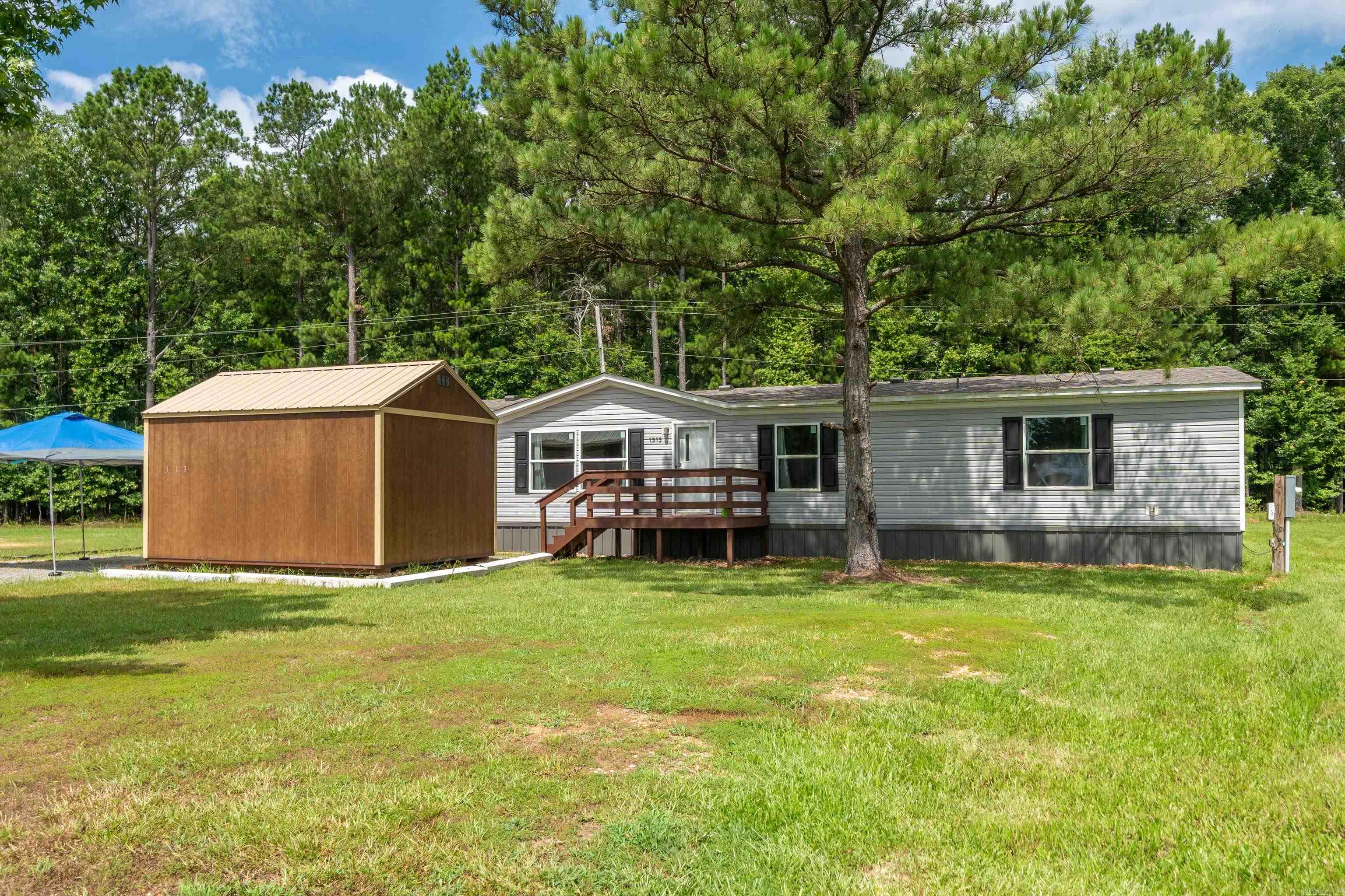 1313 Madeline Circle Benton, AR 72015