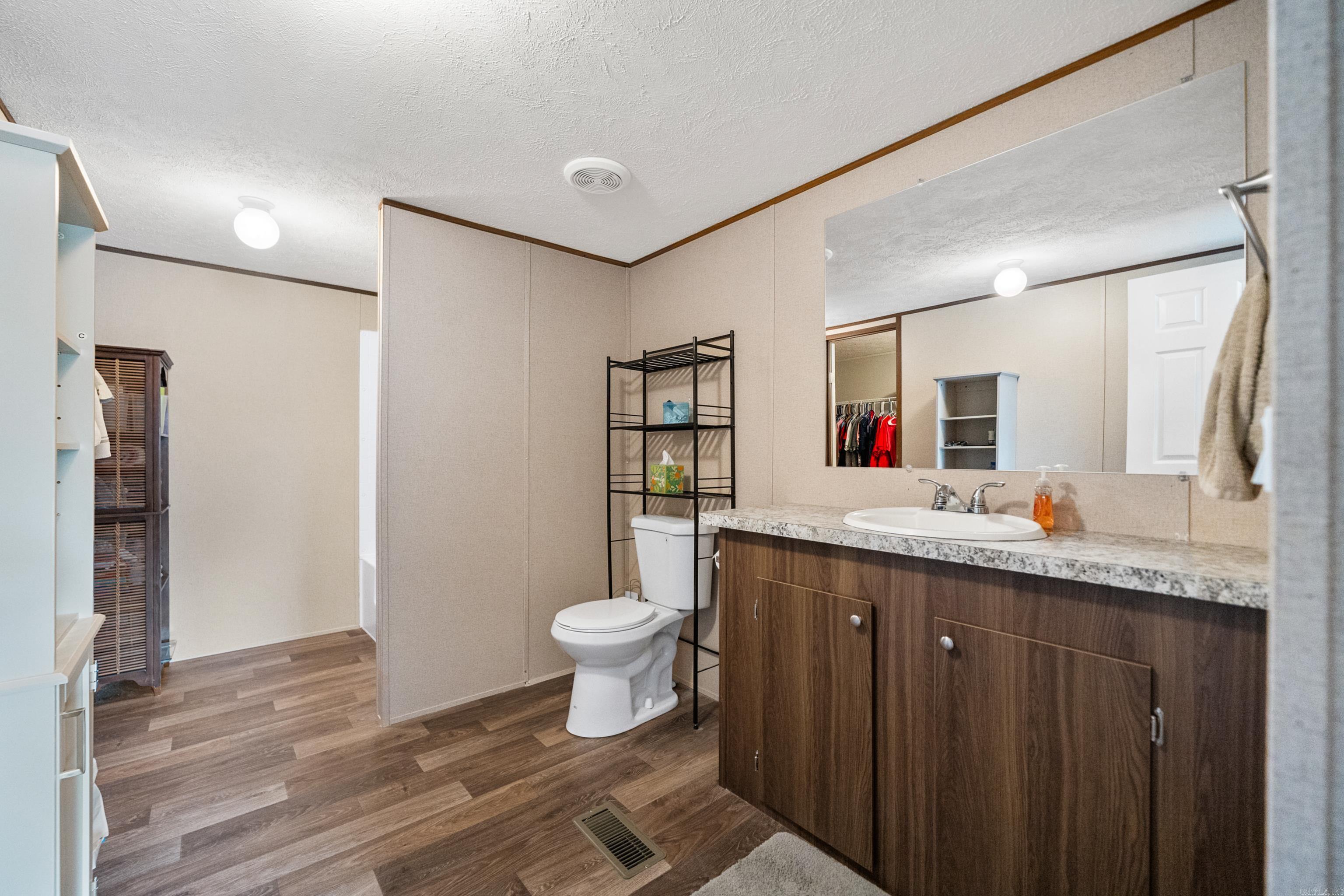 1313 Madeline Circle Benton, AR 72015