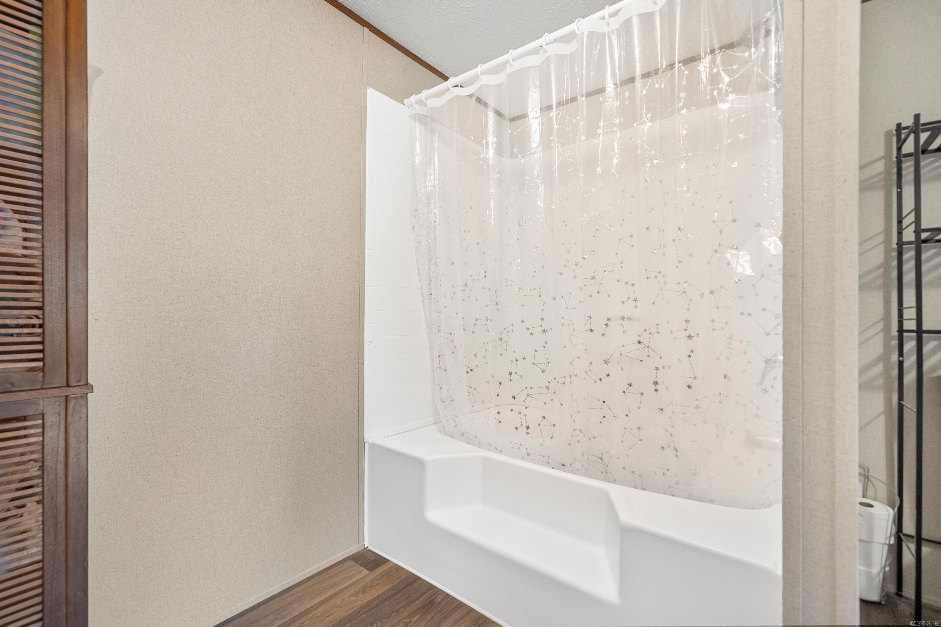 1313 Madeline Circle Benton, AR 72015