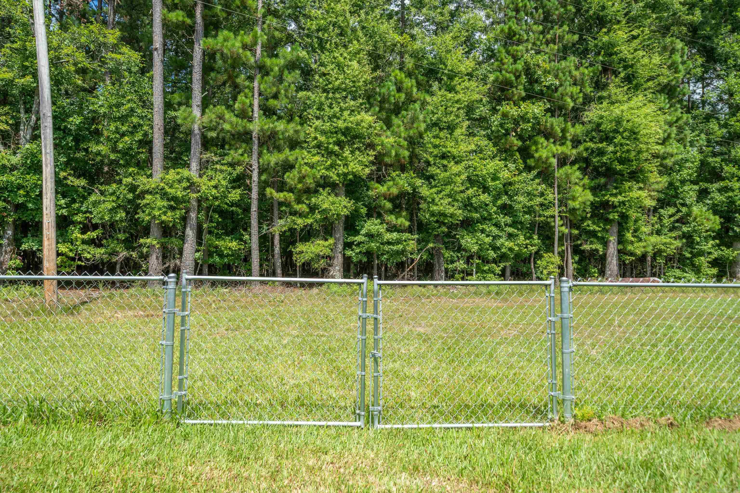 1313 Madeline Circle Benton, AR 72015