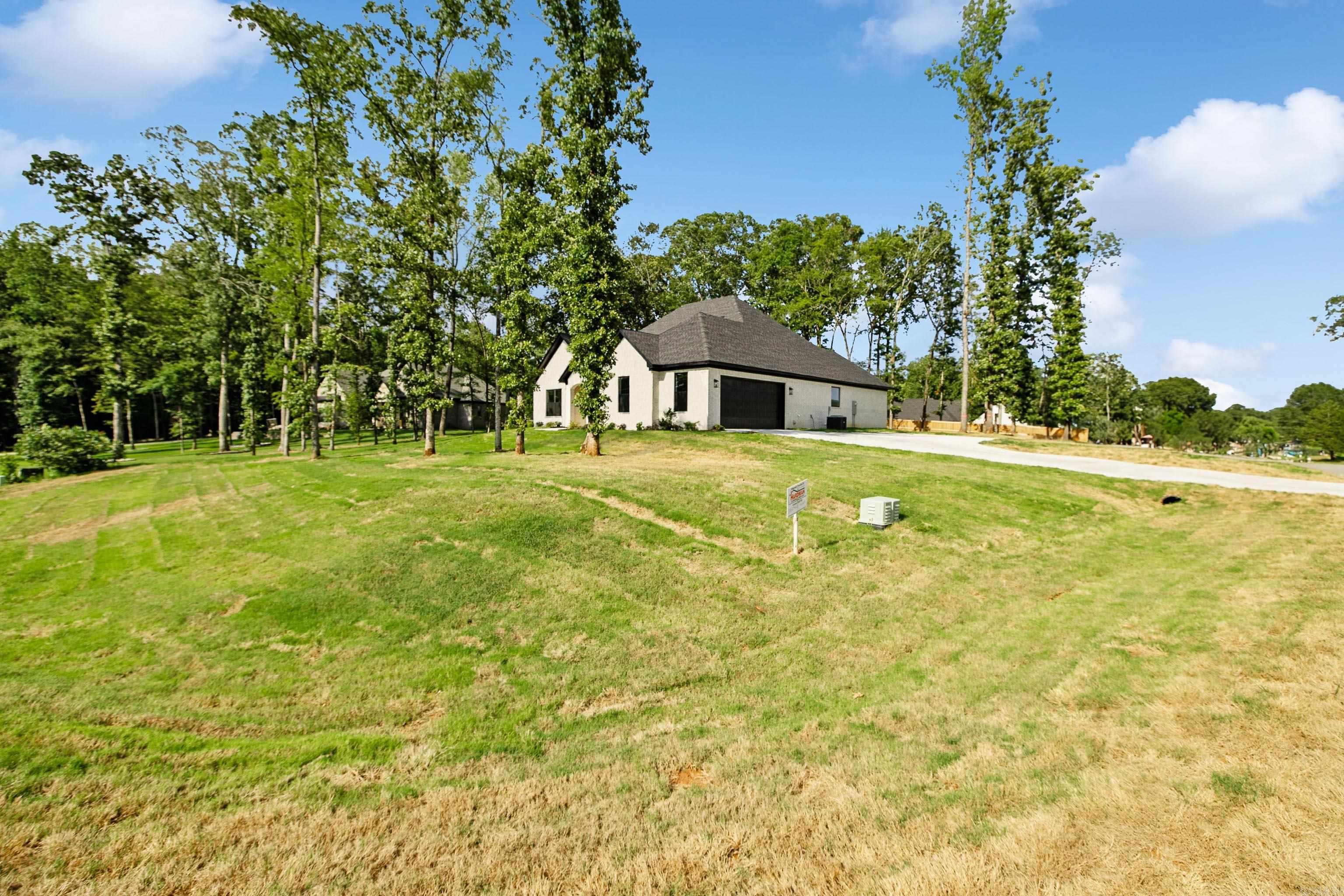 208 Clearview  Benton, AR