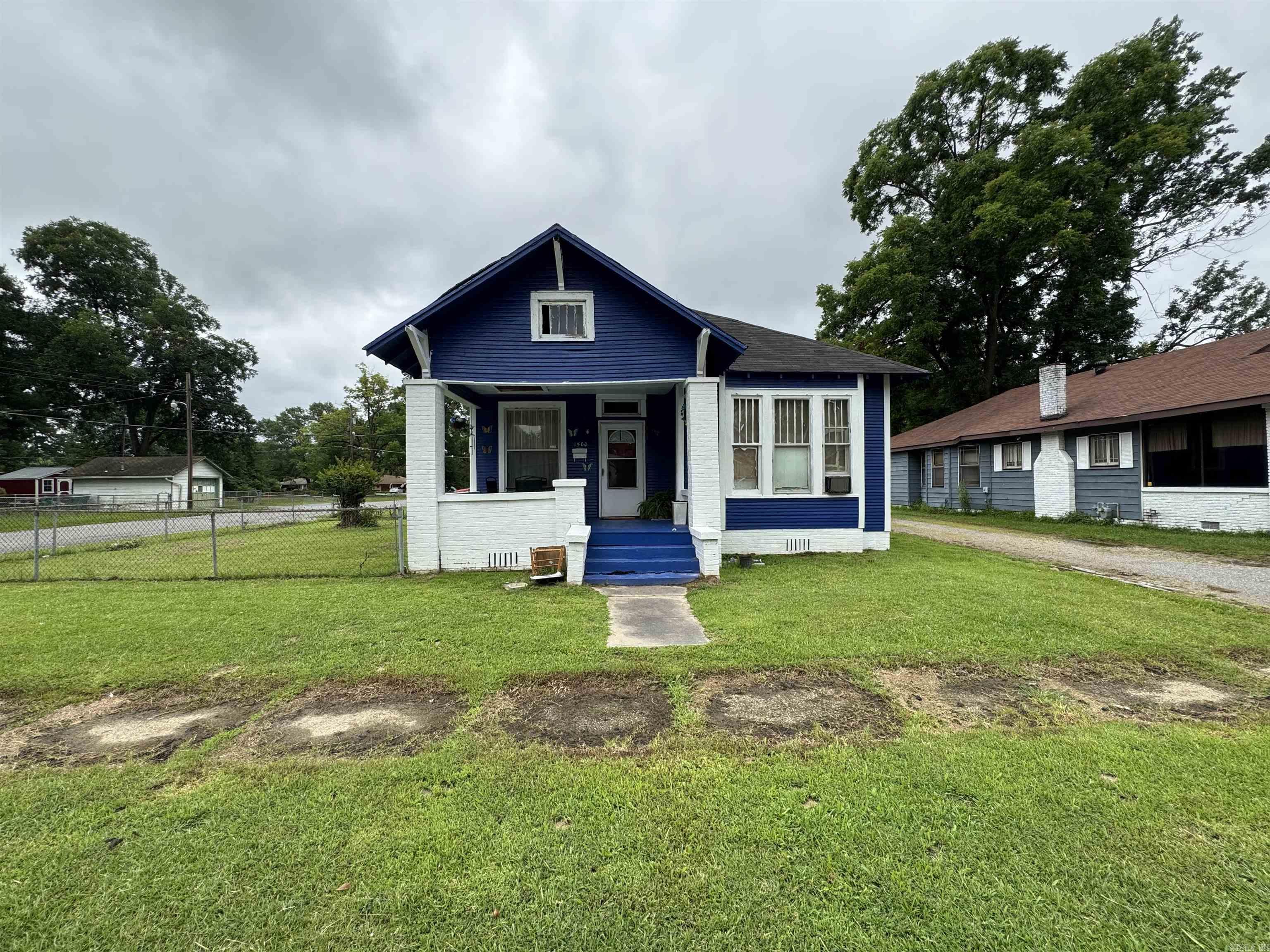 1500 W 25th Ave. Pine Bluff, AR 76103