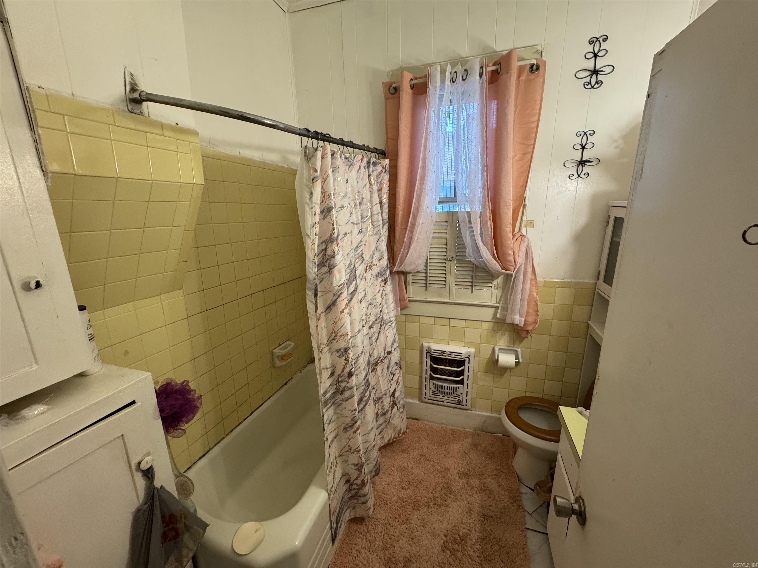 1500 W 25th Ave. Pine Bluff, AR 76103