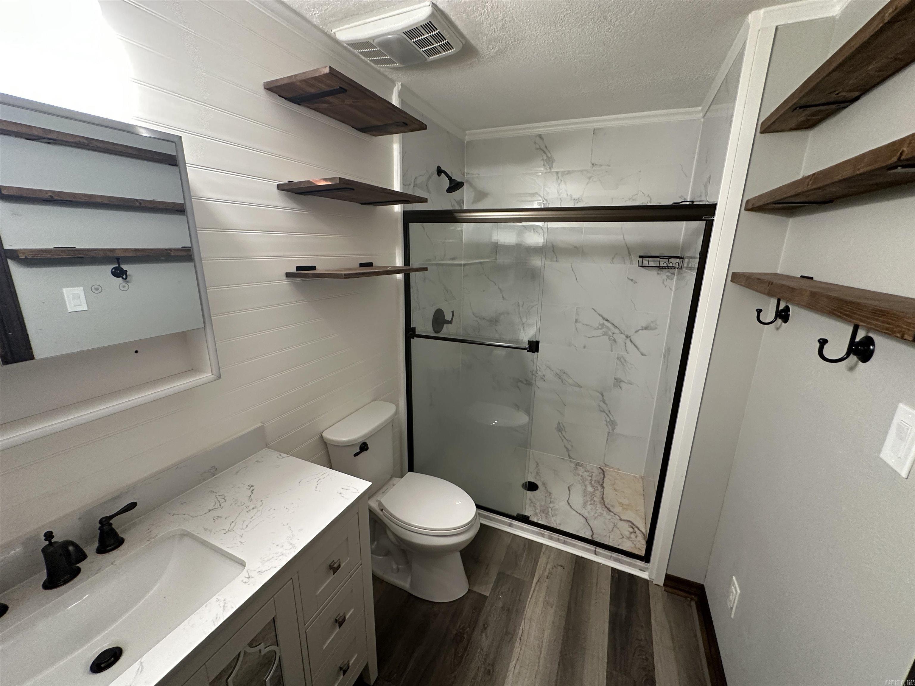 175 Burnt Rock Falls Rd  Fairfield Bay, AR