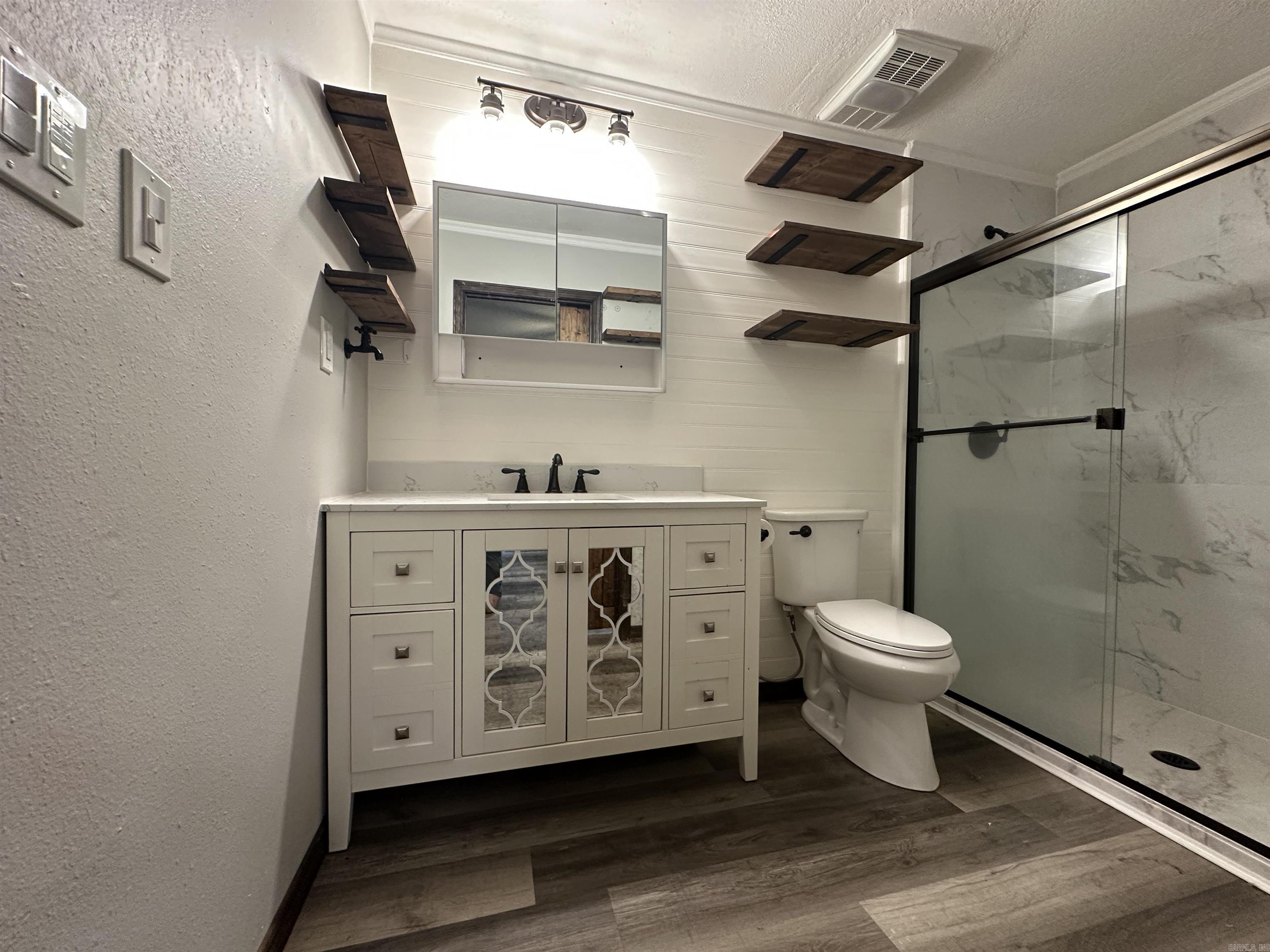 175 Burnt Rock Falls Rd  Fairfield Bay, AR