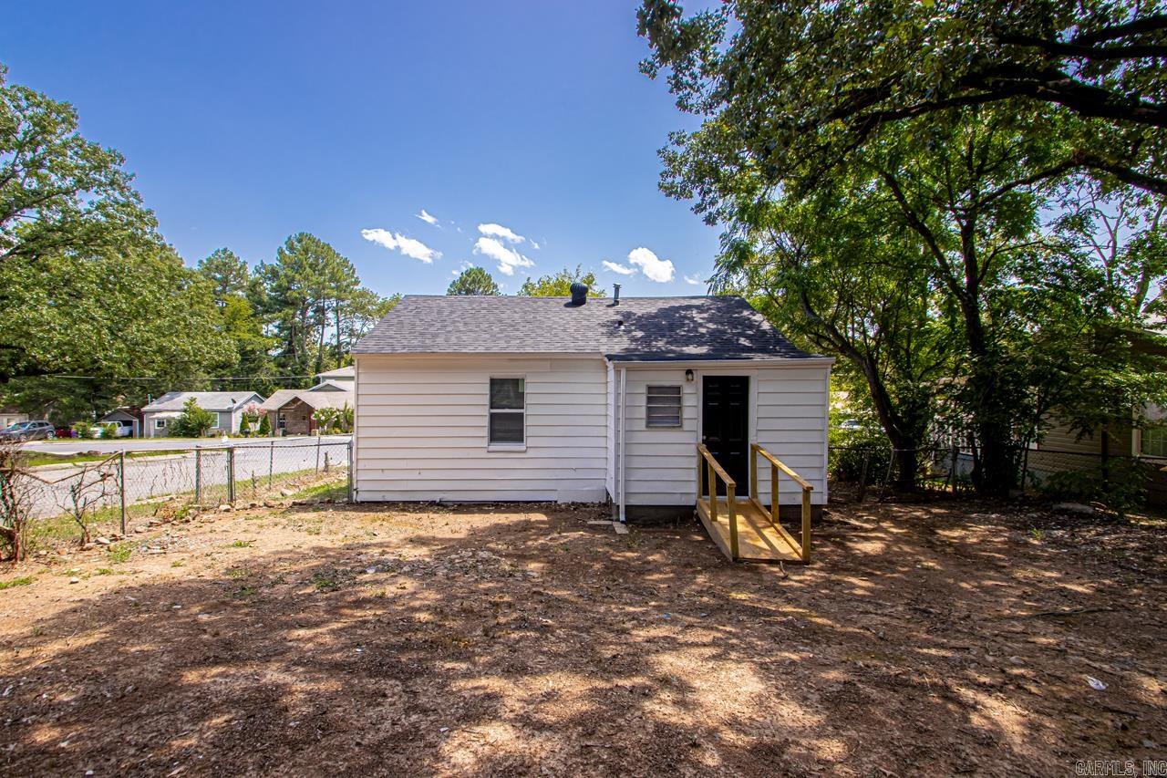 1201 W 49Th St North Little Rock, AR 72118