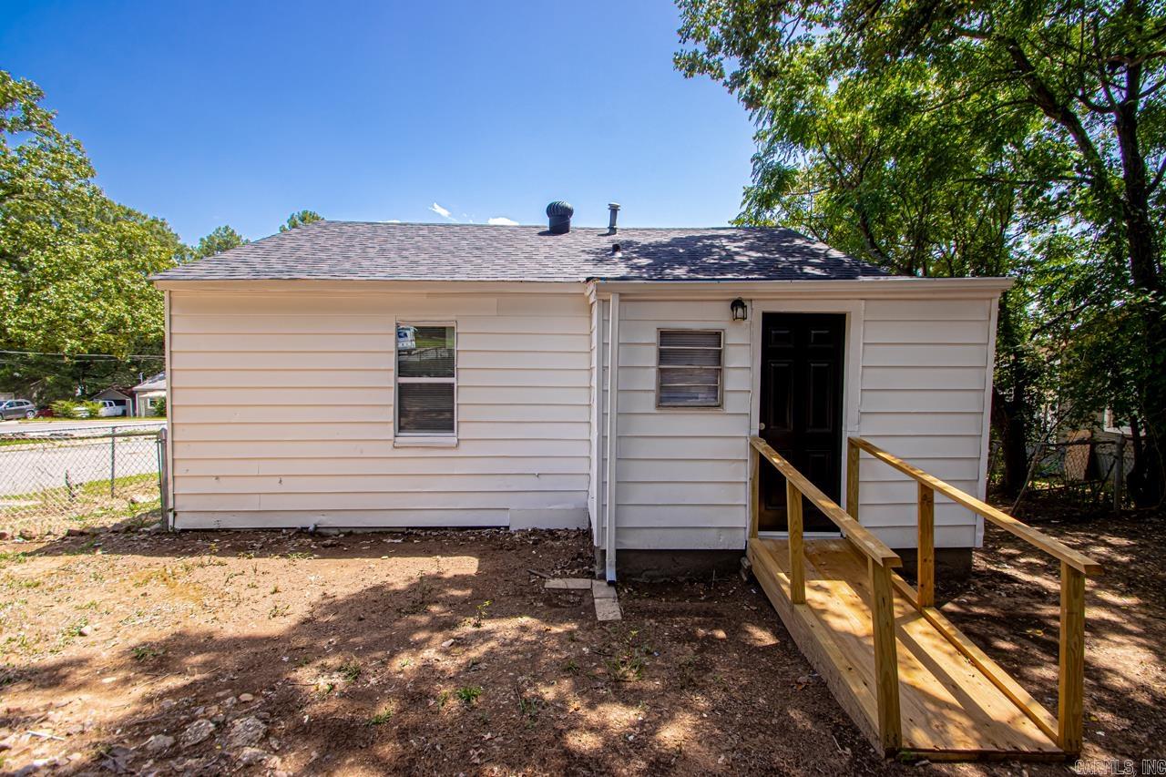 1201 W 49Th St North Little Rock, AR 72118