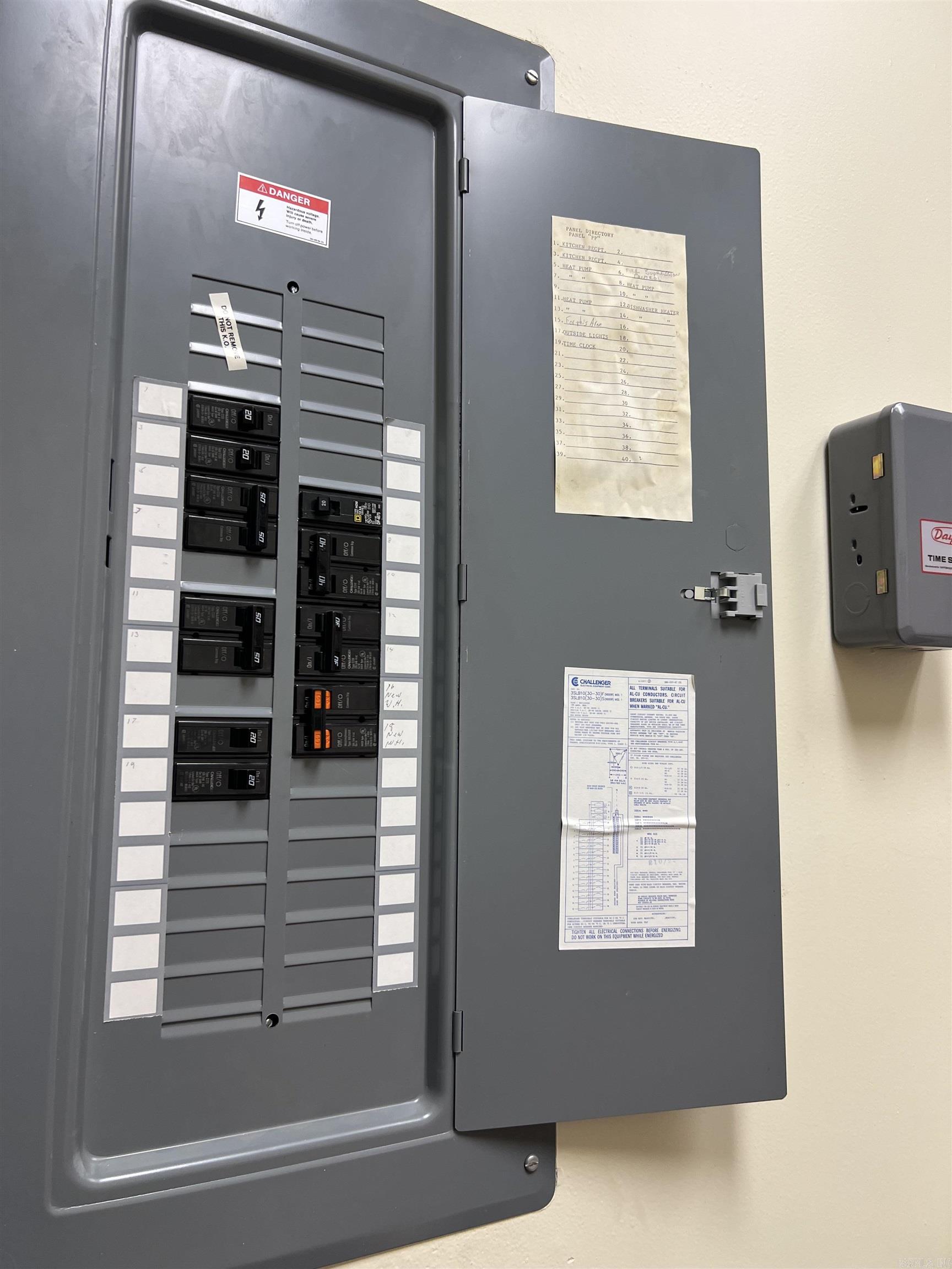 600 W CHURCH  Horseshoe Bend, AR