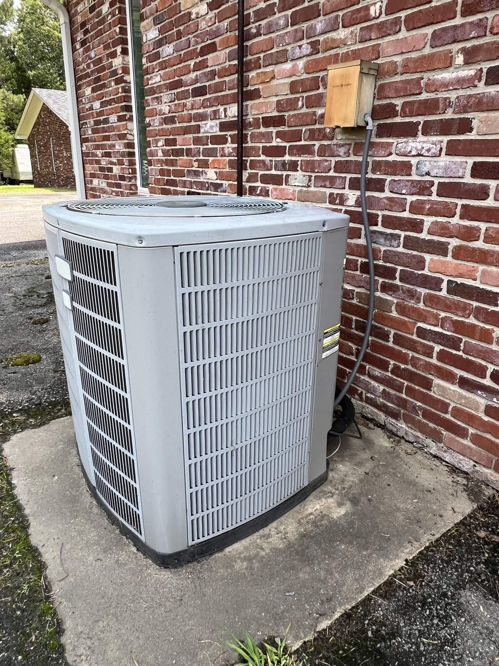 359 US 70 Walnut Street De Valls Bluff, AR