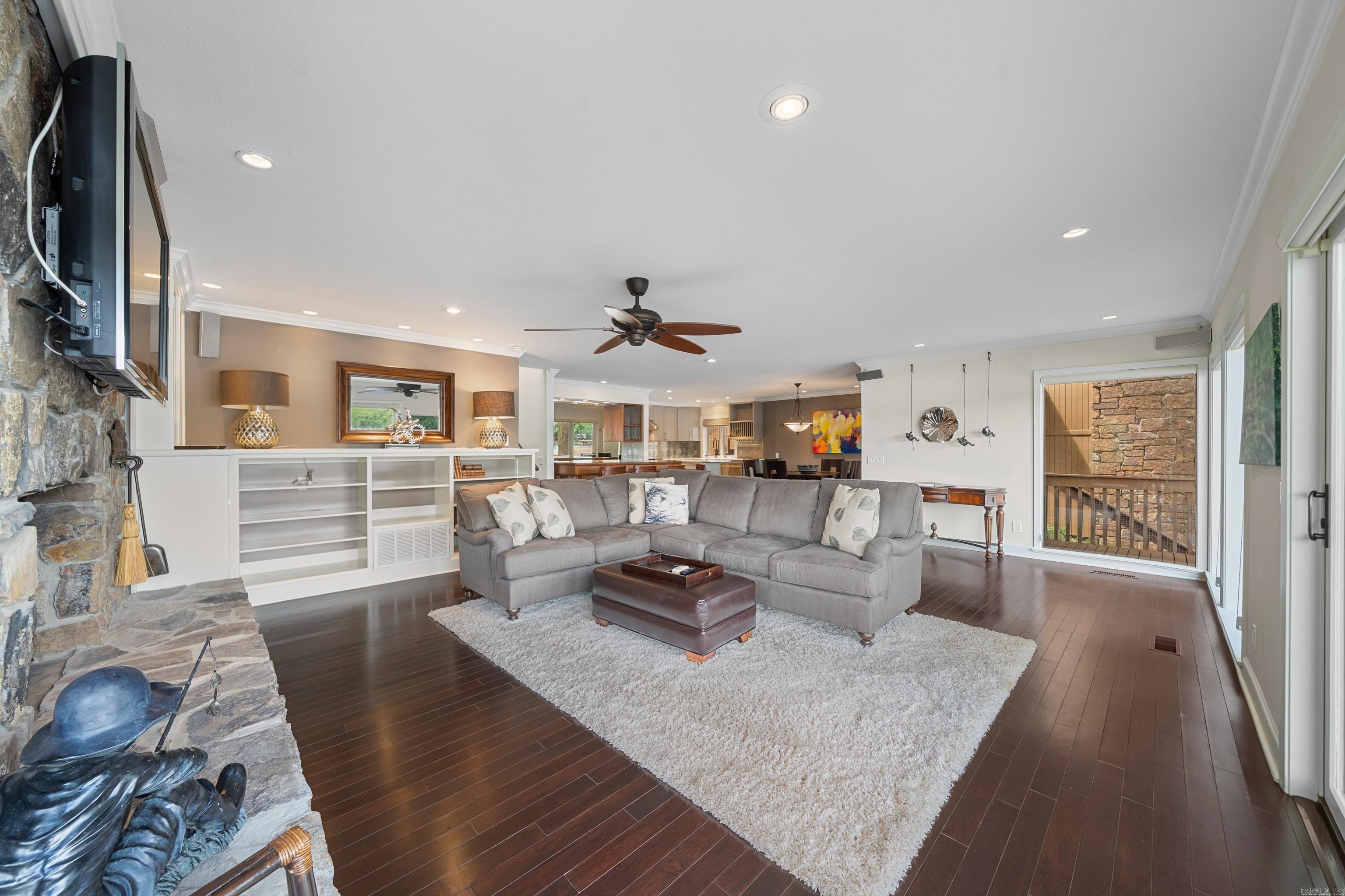 200 Discovery Bay Lane Hot Springs, AR 71913