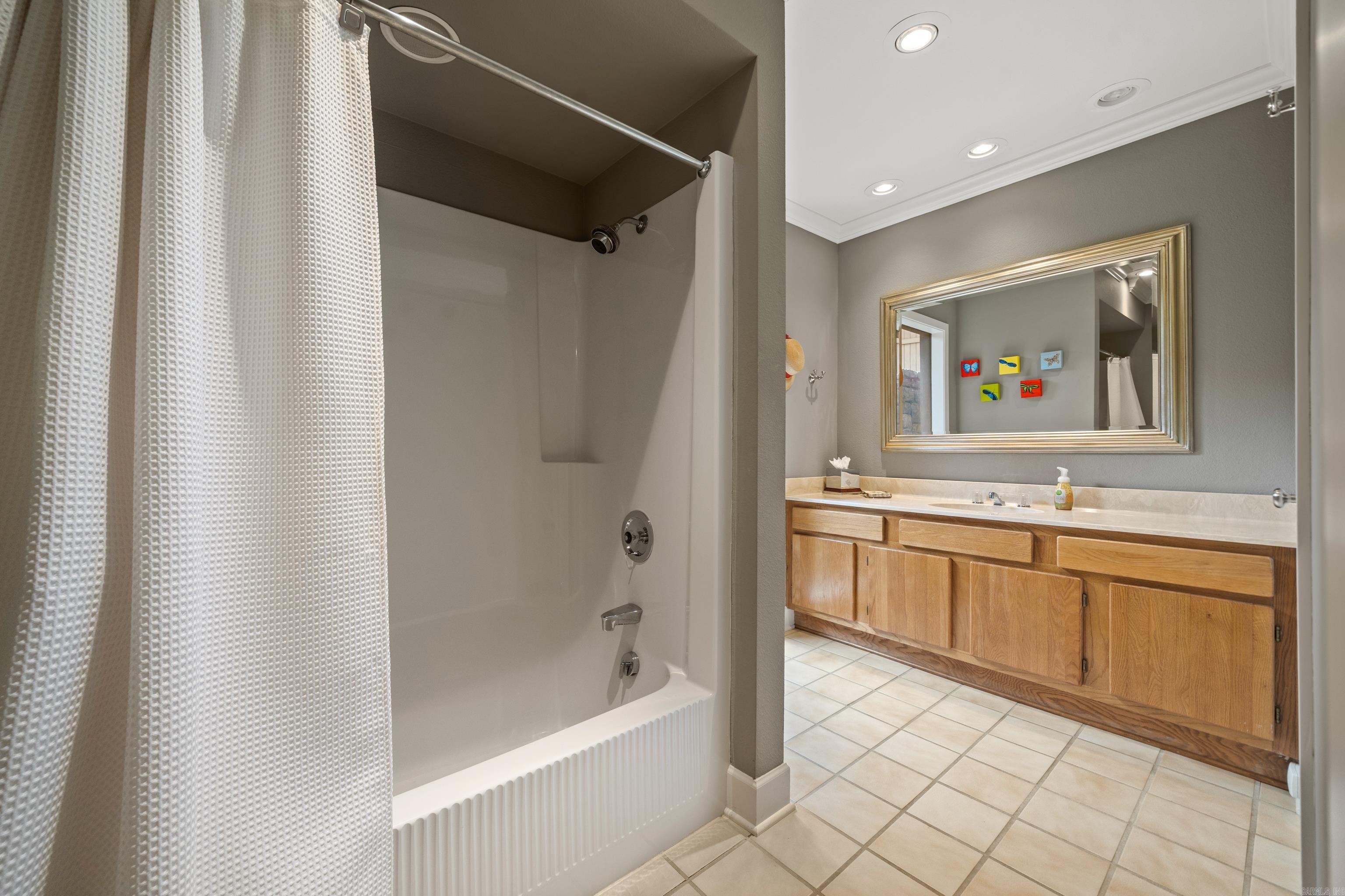 200 Discovery Bay Lane Hot Springs, AR 71913