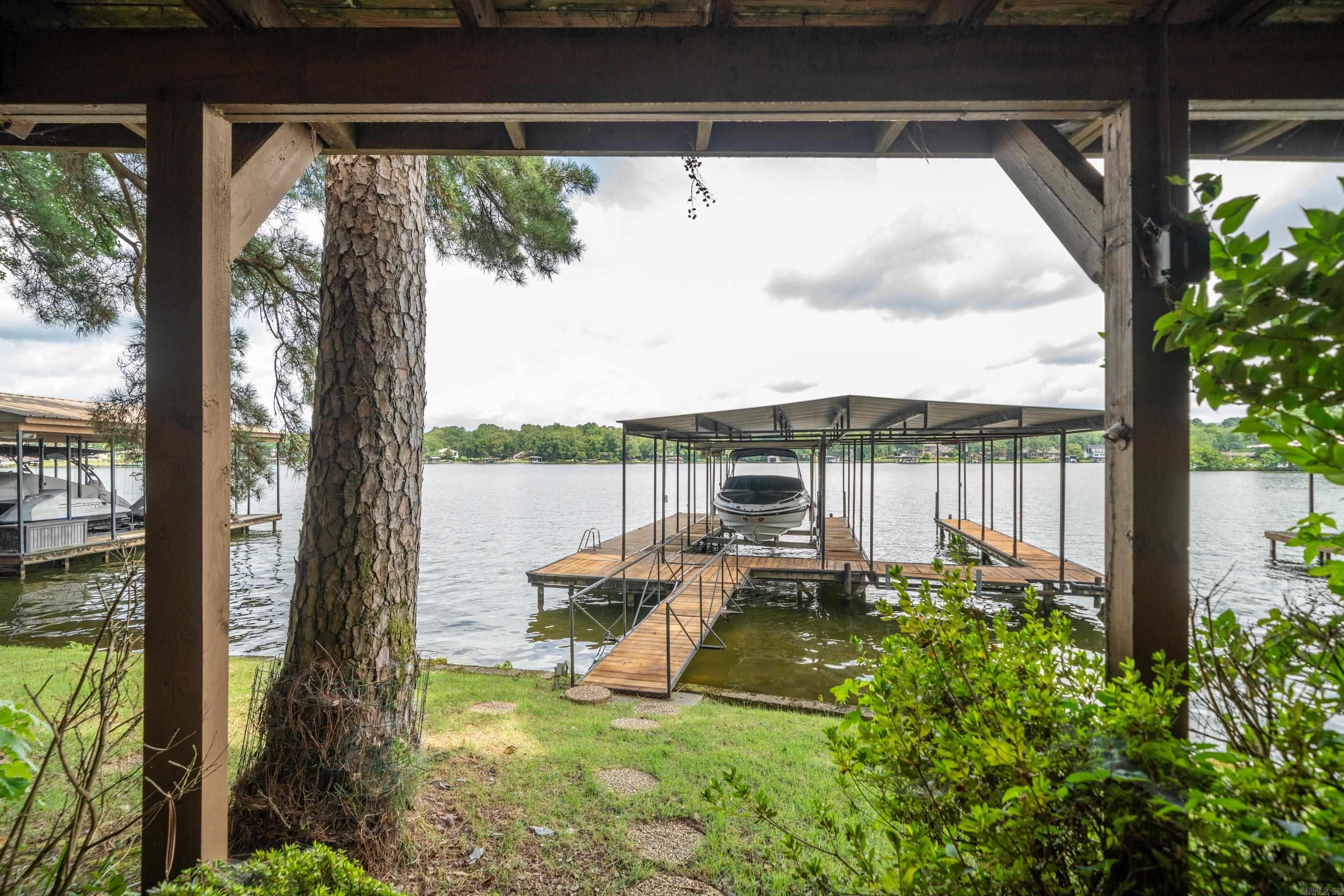 200 Discovery Bay Lane Hot Springs, AR 71913