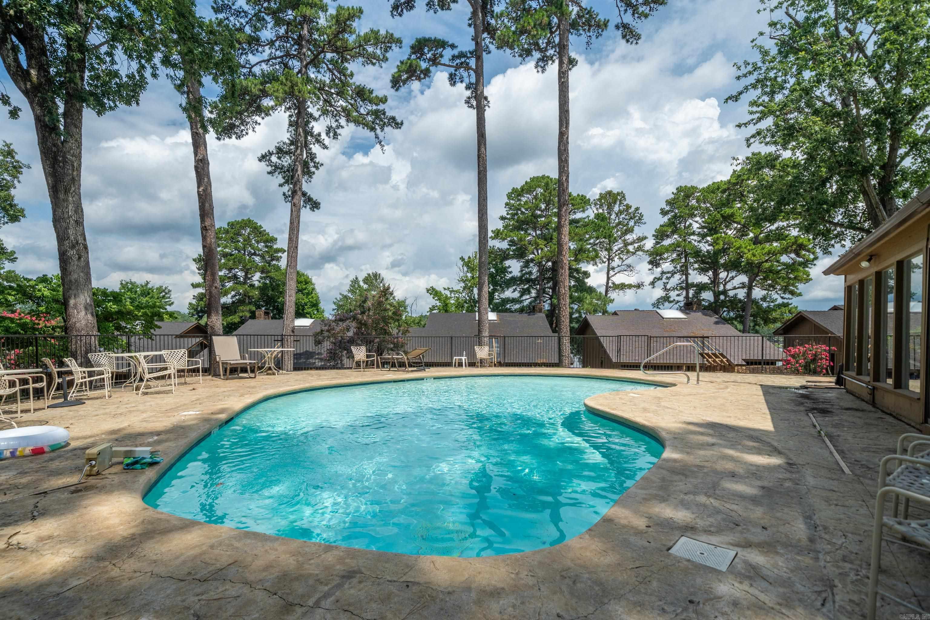 200 Discovery Bay Lane Hot Springs, AR 71913