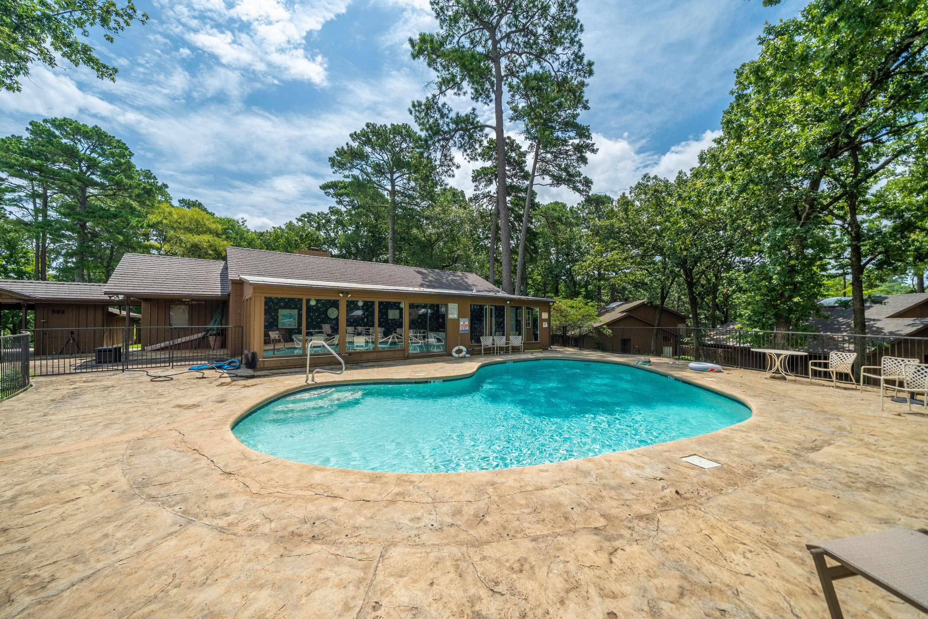 200 Discovery Bay Lane Hot Springs, AR 71913