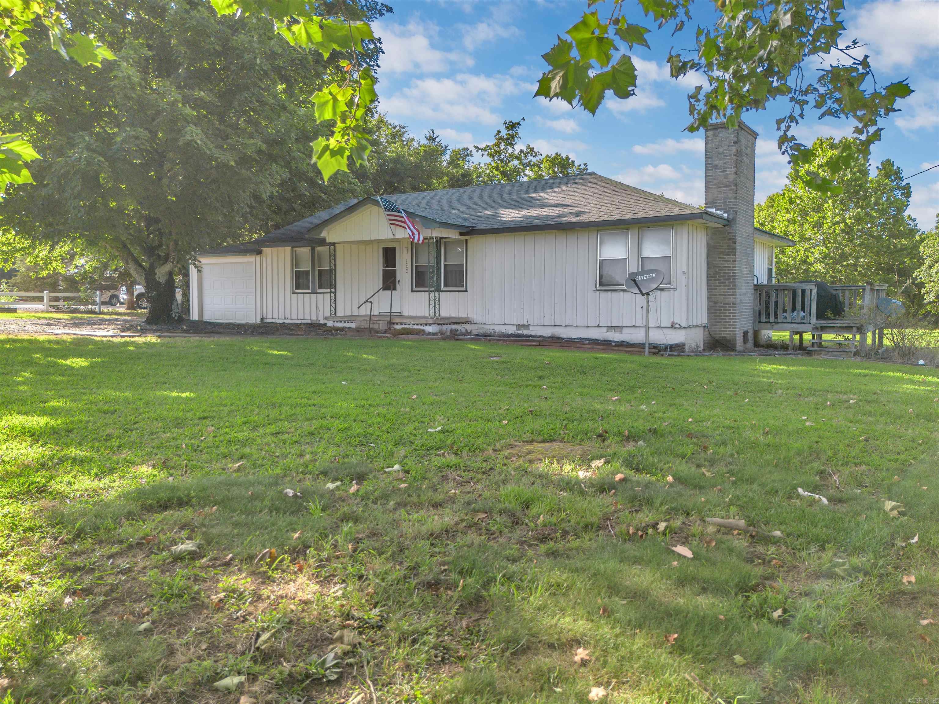 1224 SR 363  Pottsville, AR