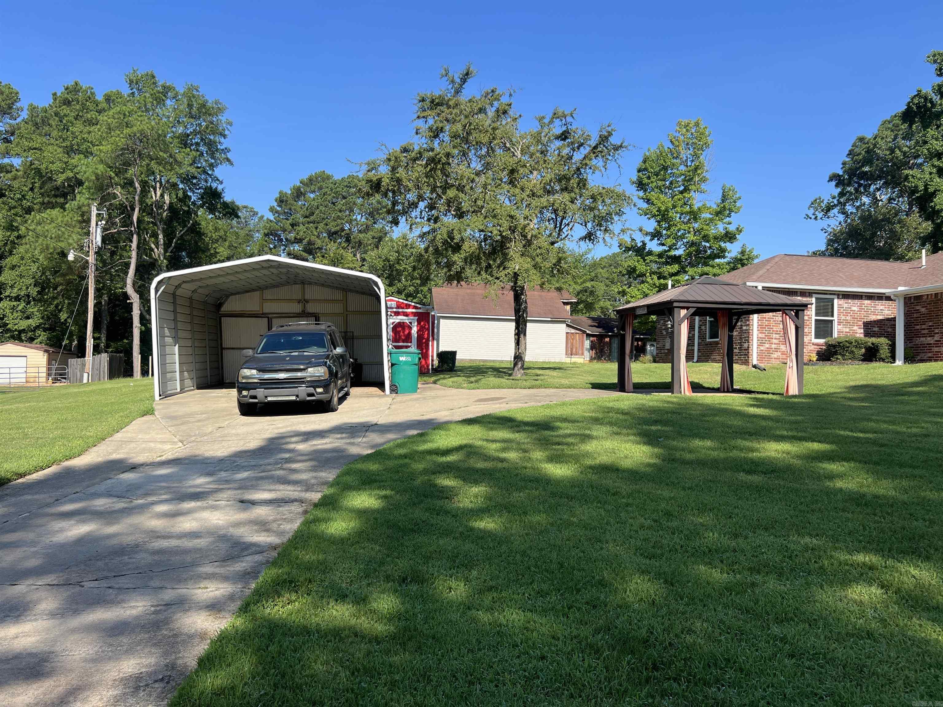 7200 Nell Drive  Pine Bluff, AR