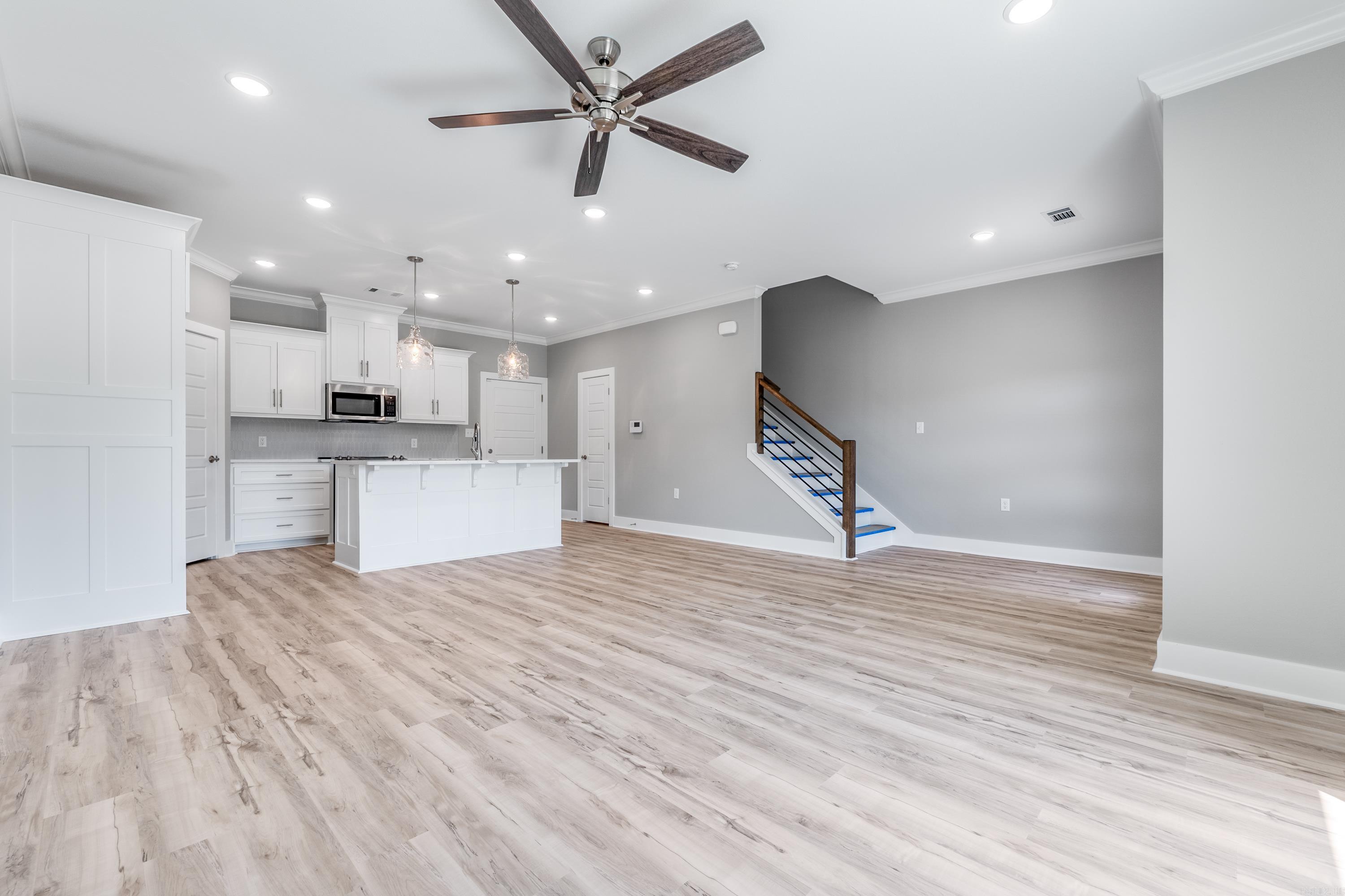 225 Country Club Parkway (24 Units)  Maumelle, AR