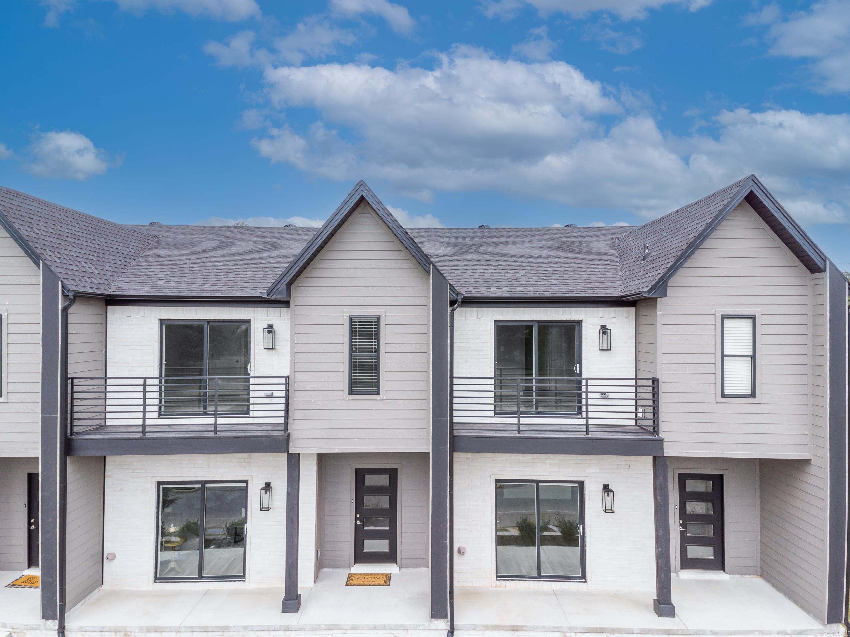 225 Country Club Parkway (24 Units)  Maumelle, AR