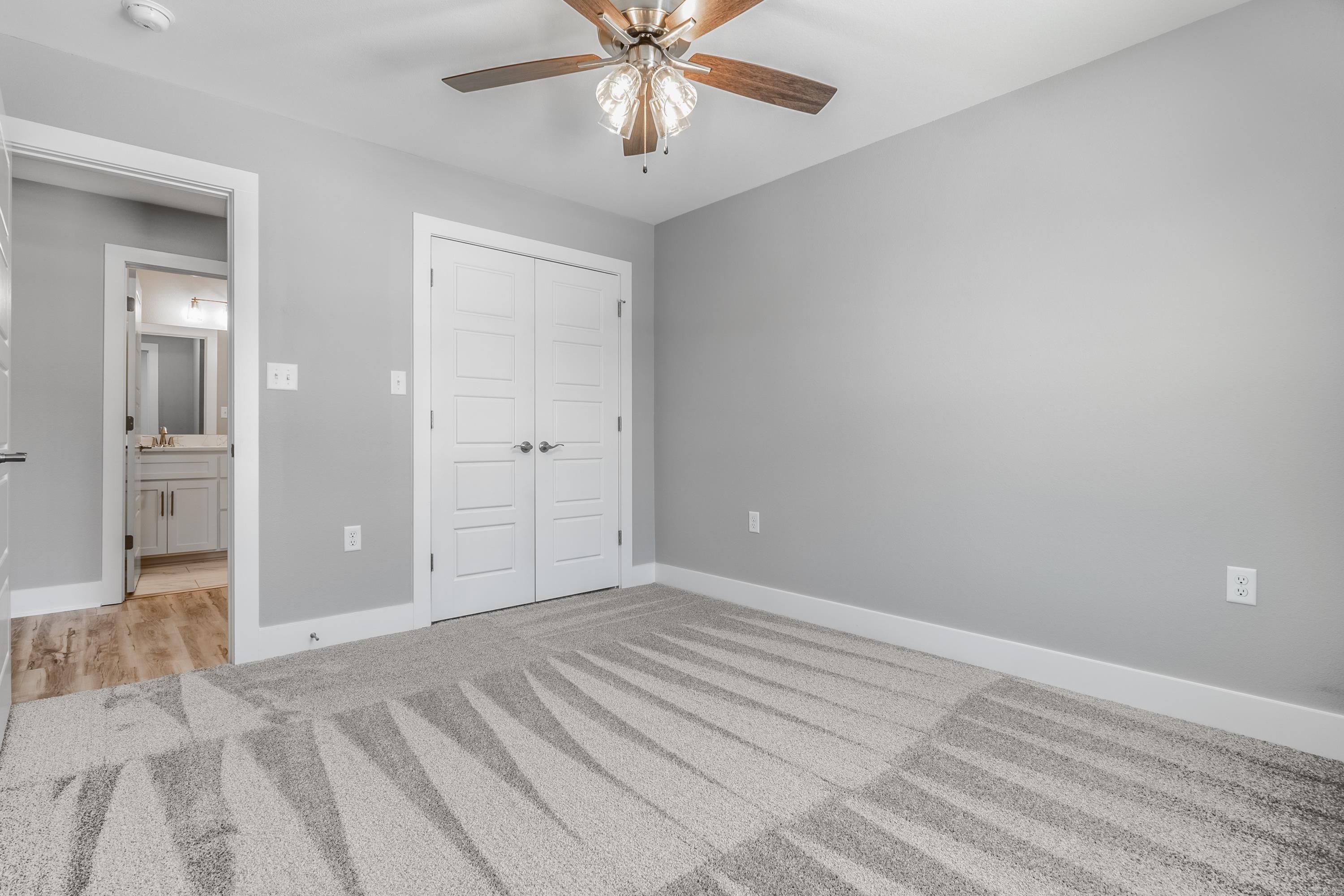 225 Country Club Parkway (24 Units)  Maumelle, AR