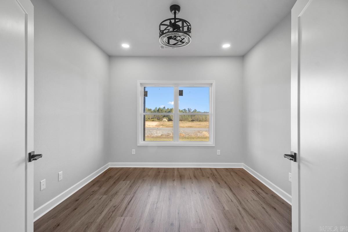 1049 Duke Drive Bauxite, AR 72011