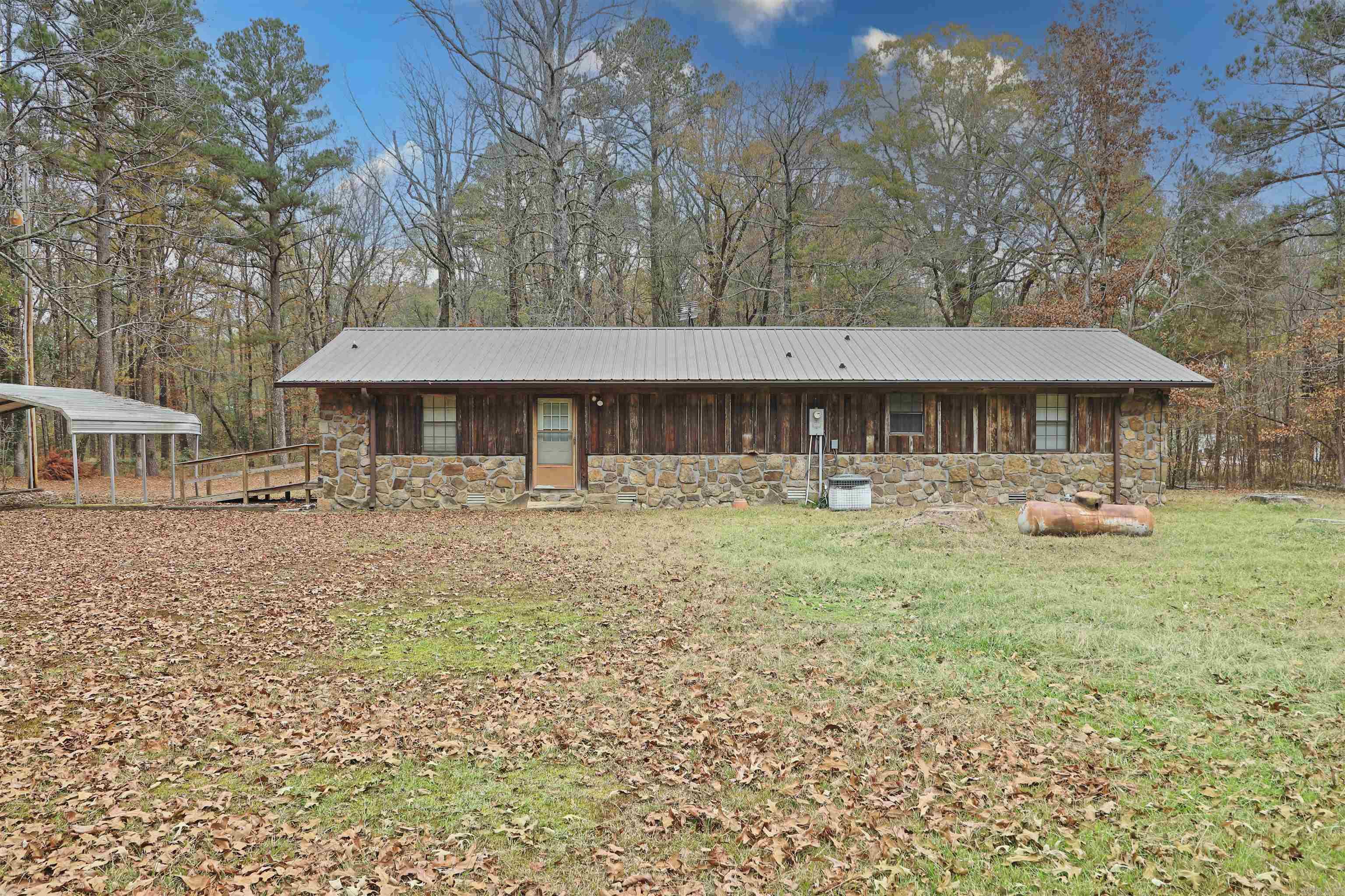 6740 Rayhan RD  Pine Bluff, AR