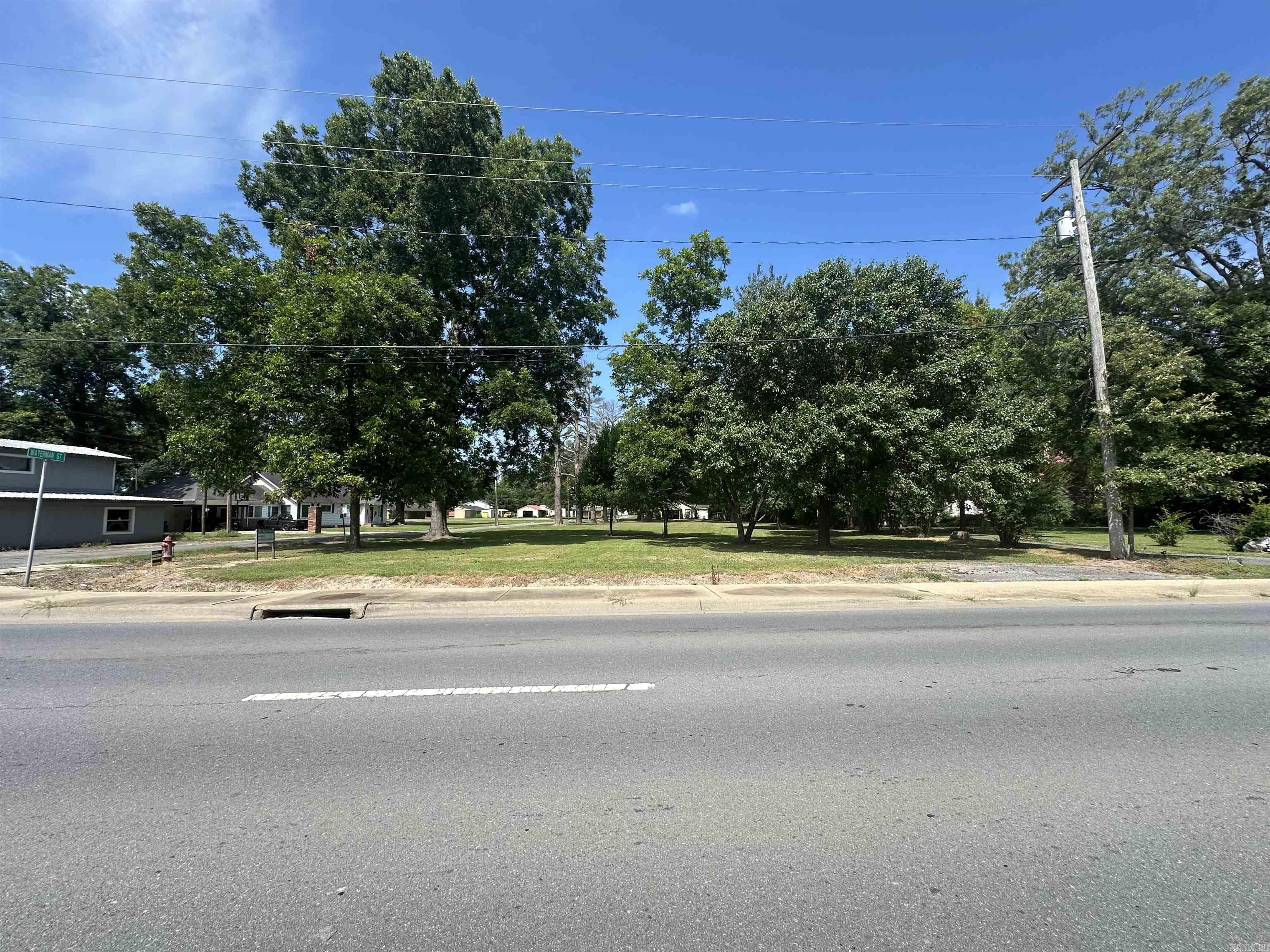 124 S HWY 65  Dumas, AR