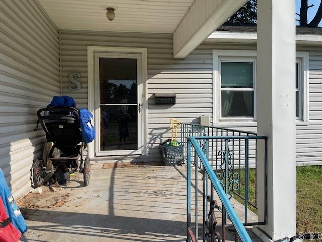 602 circle  Stuttgart, AR