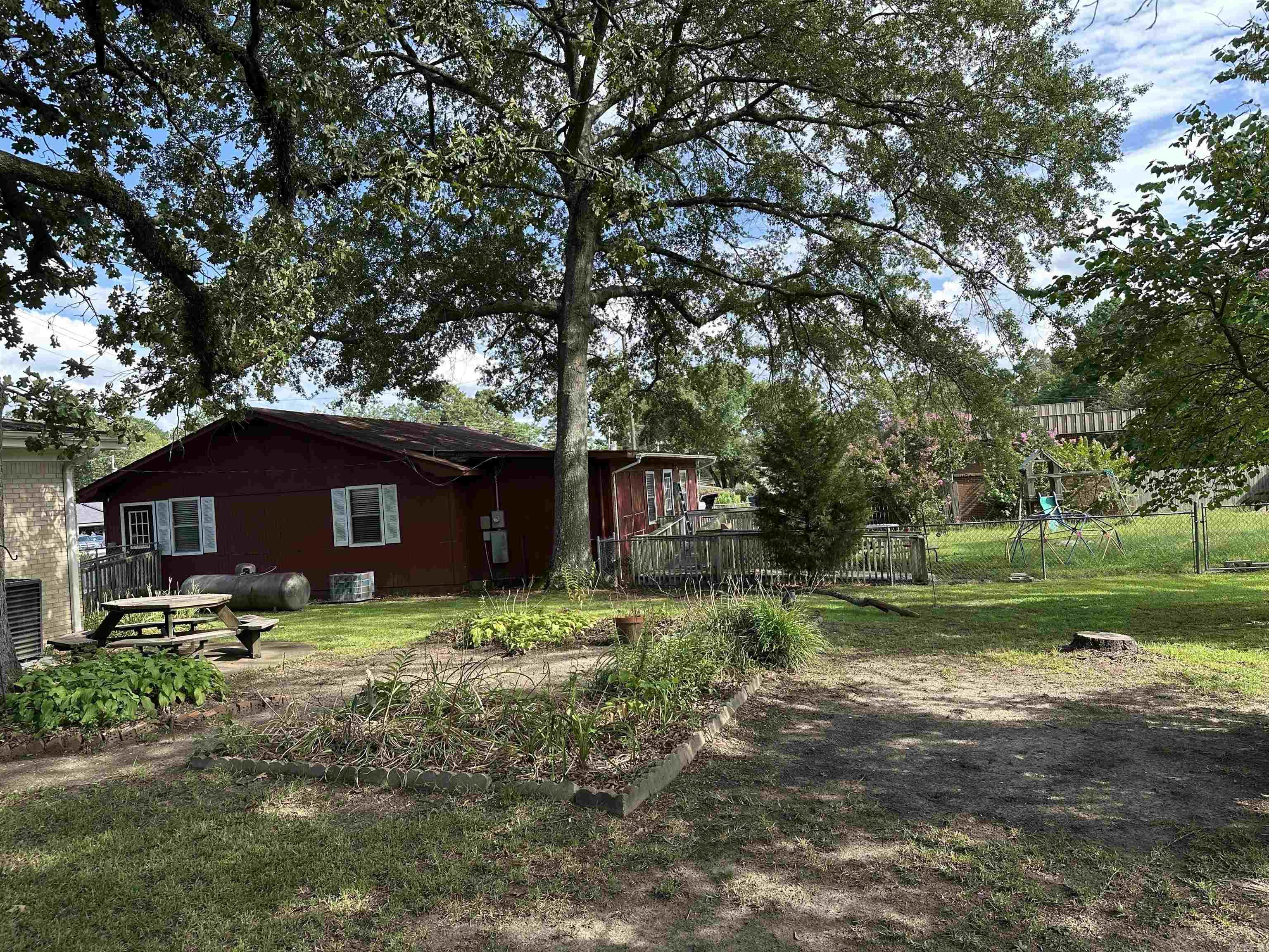 4437 Highway 7 Bismarck, AR 71929