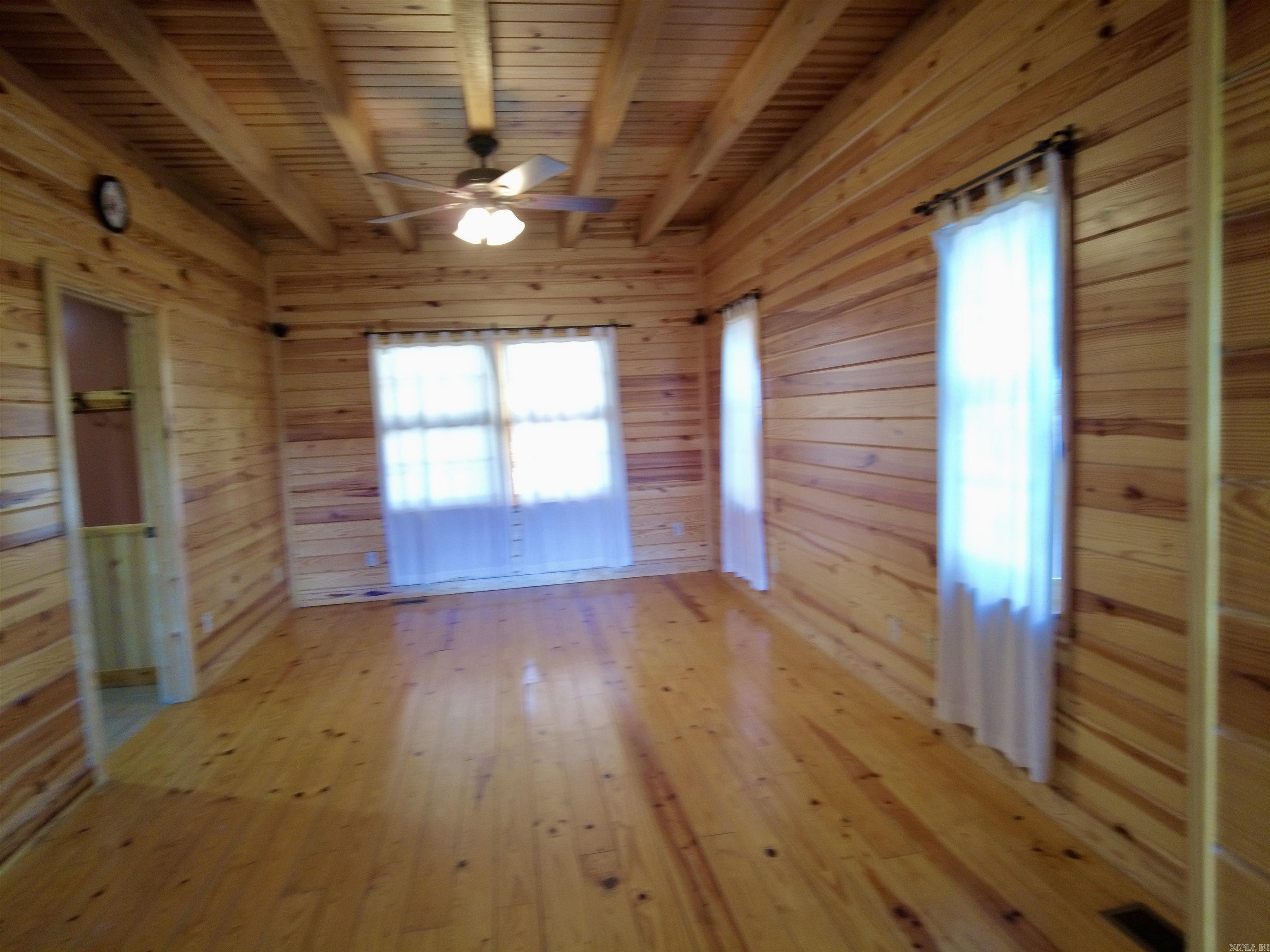 1491 Cedar Hills Dr  Mountain View, AR