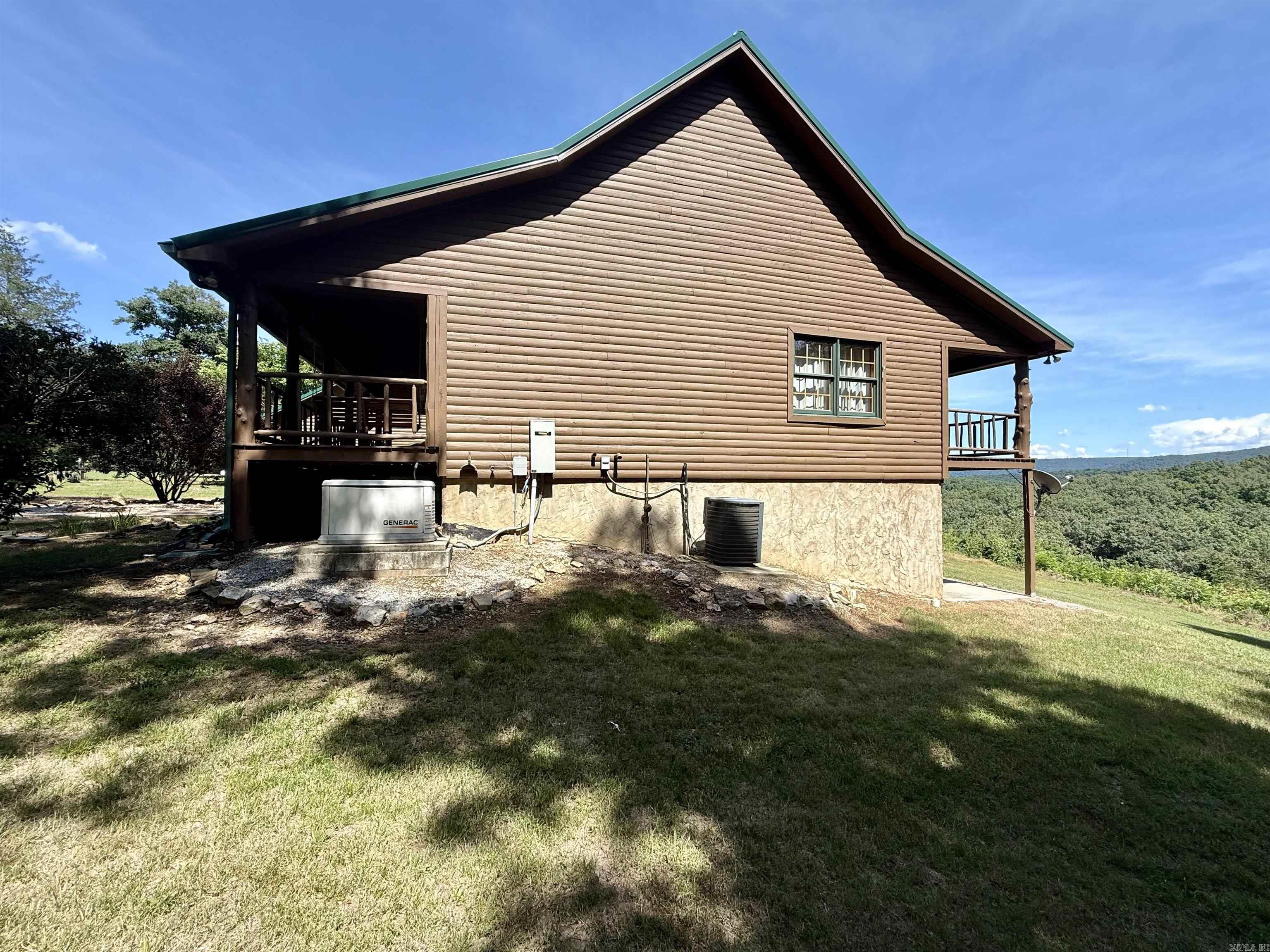 1491 Cedar Hills Dr  Mountain View, AR