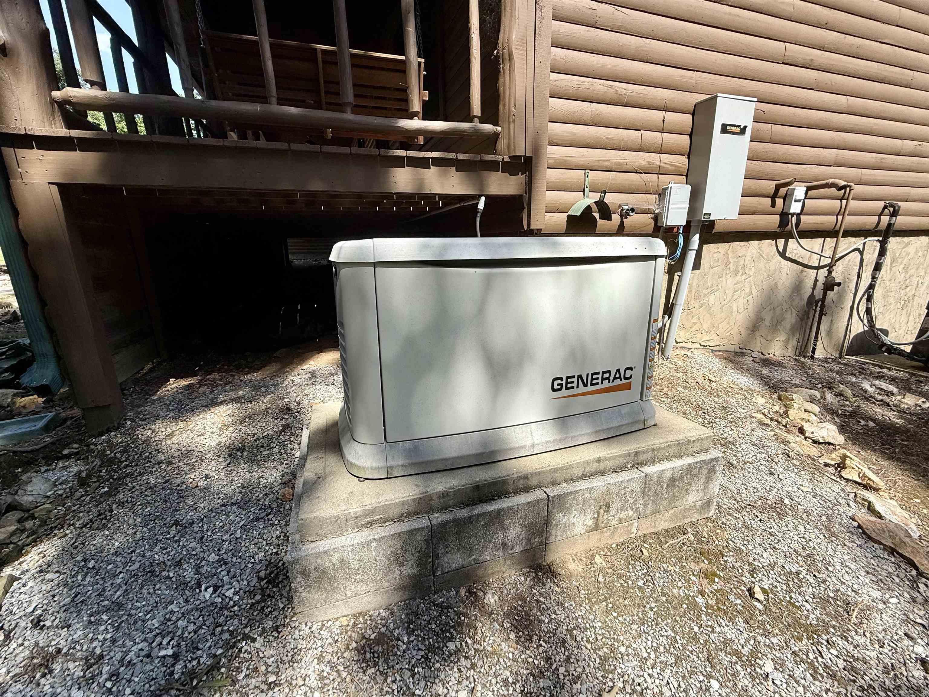 1491 Cedar Hills Dr  Mountain View, AR