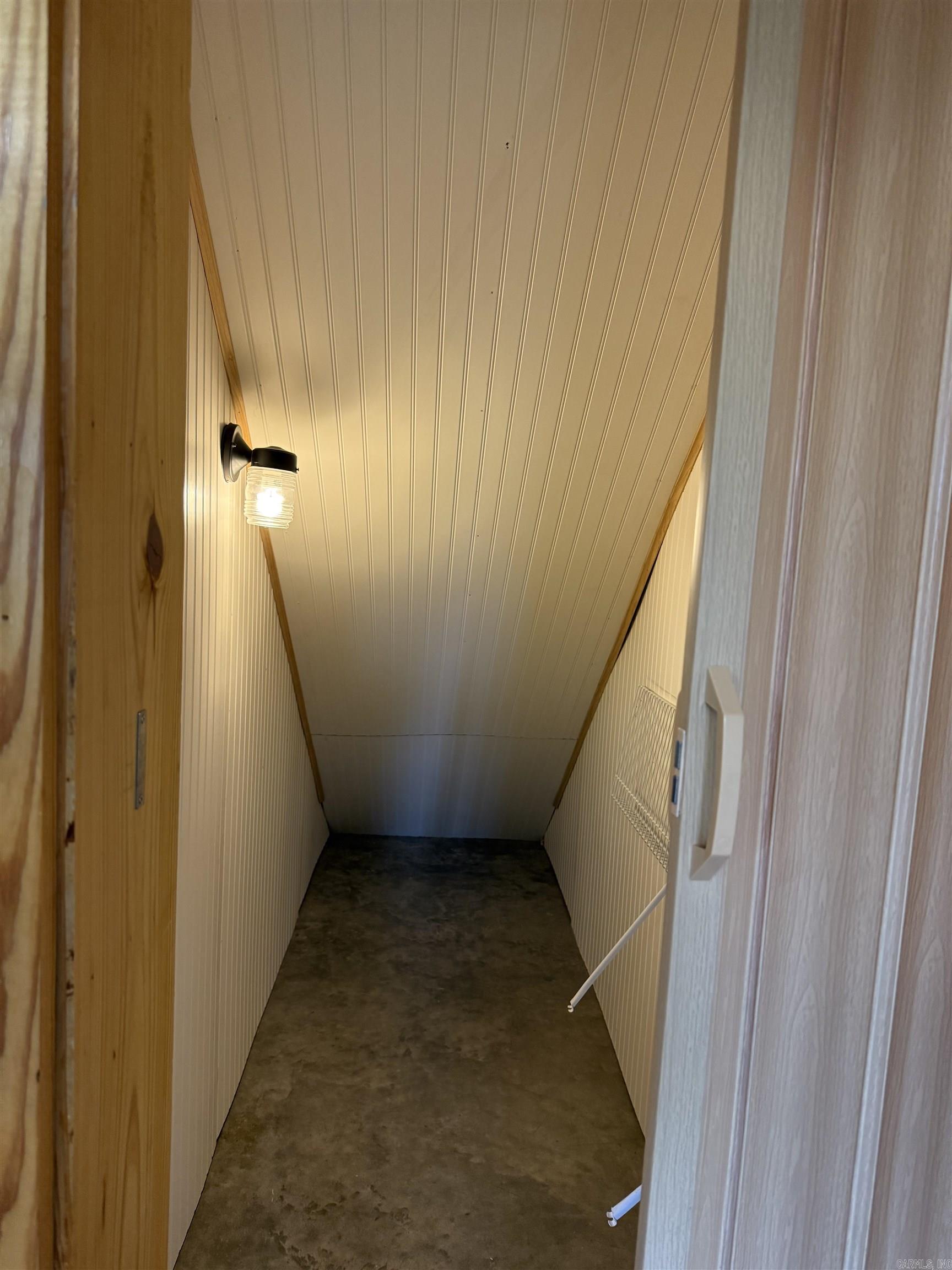 1491 Cedar Hills Dr  Mountain View, AR