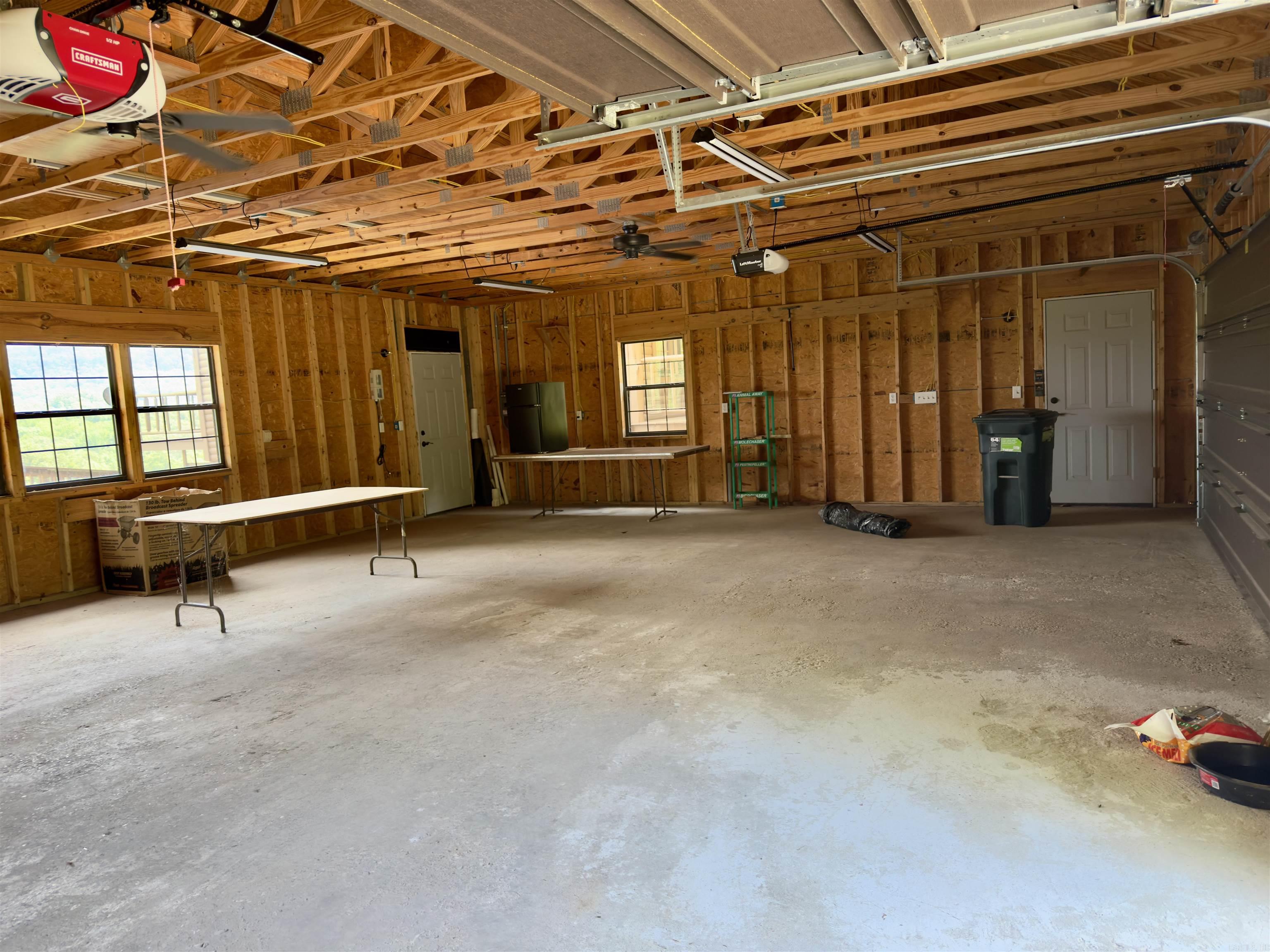 1491 Cedar Hills Dr  Mountain View, AR