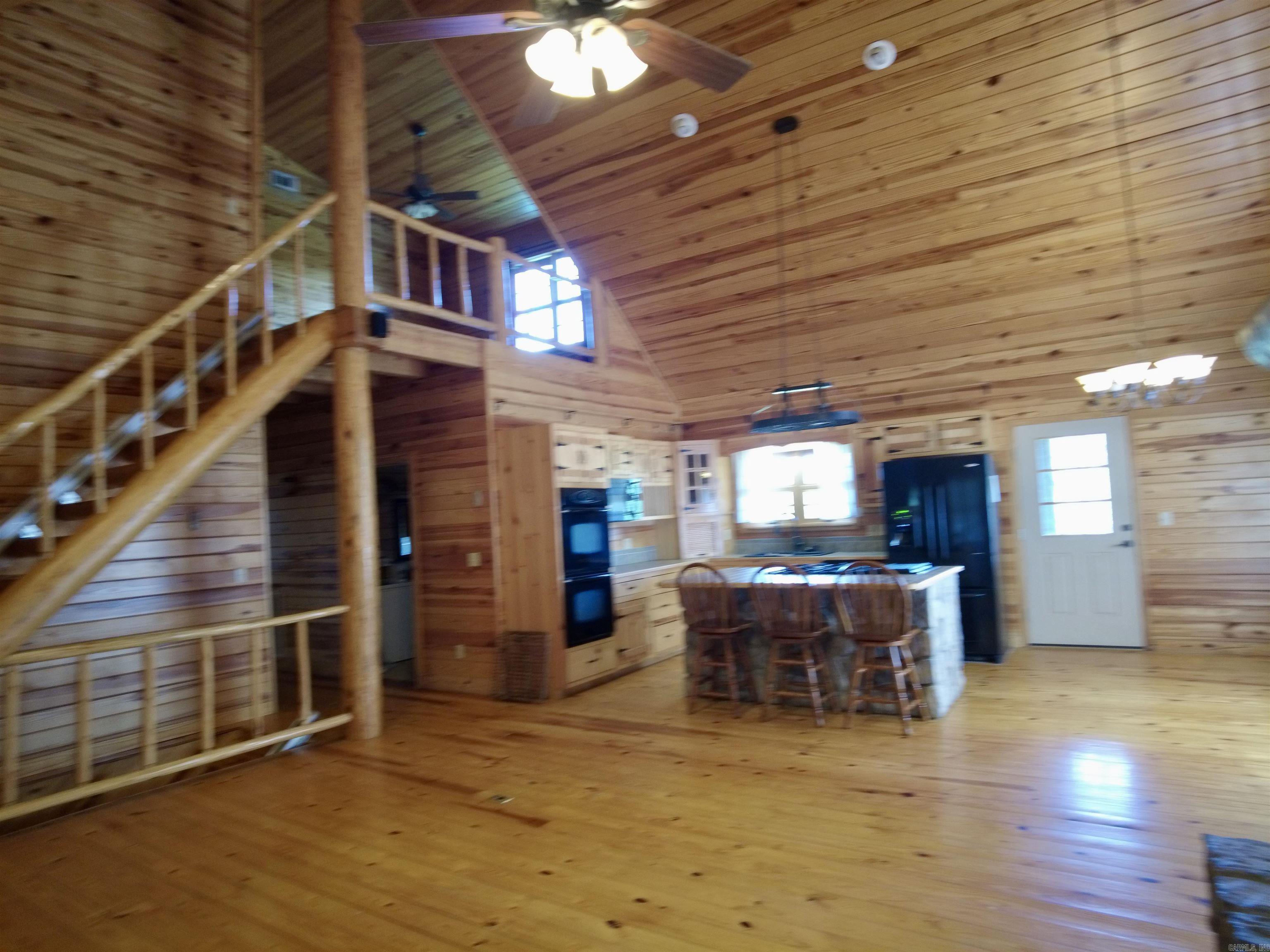 1491 Cedar Hills Dr  Mountain View, AR