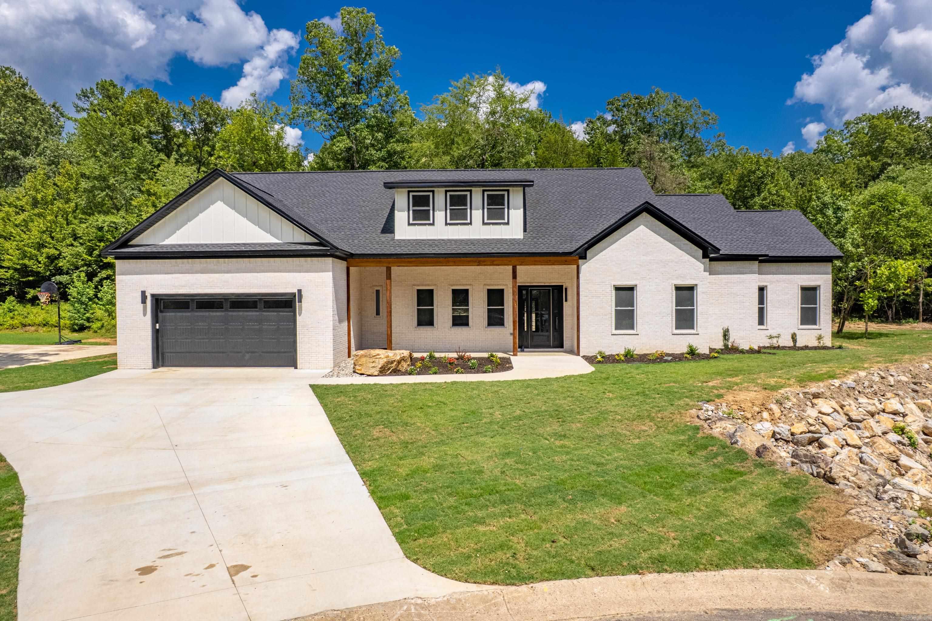 122 Hidden Eagle Terrace